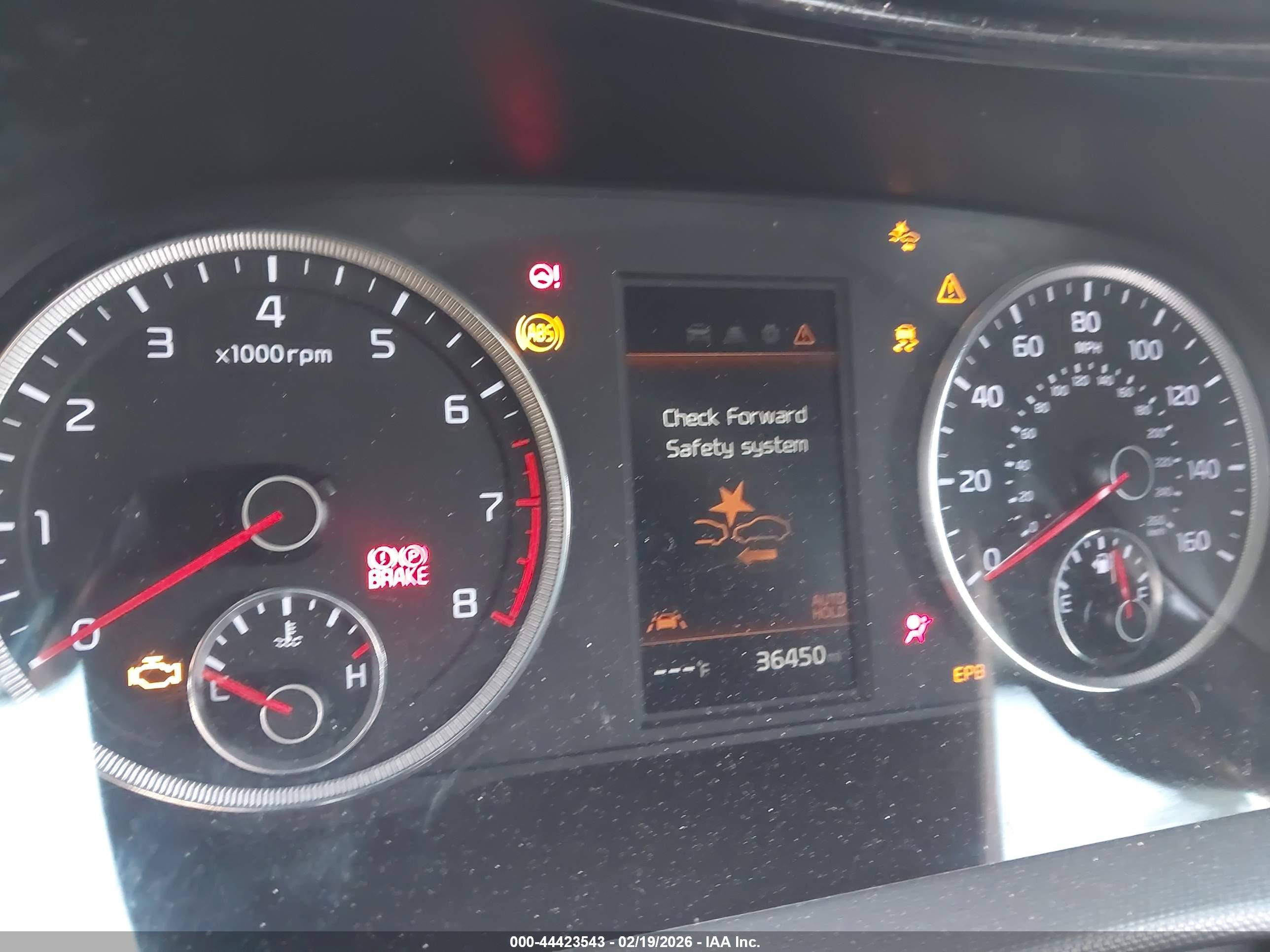 KIA K5 image 7