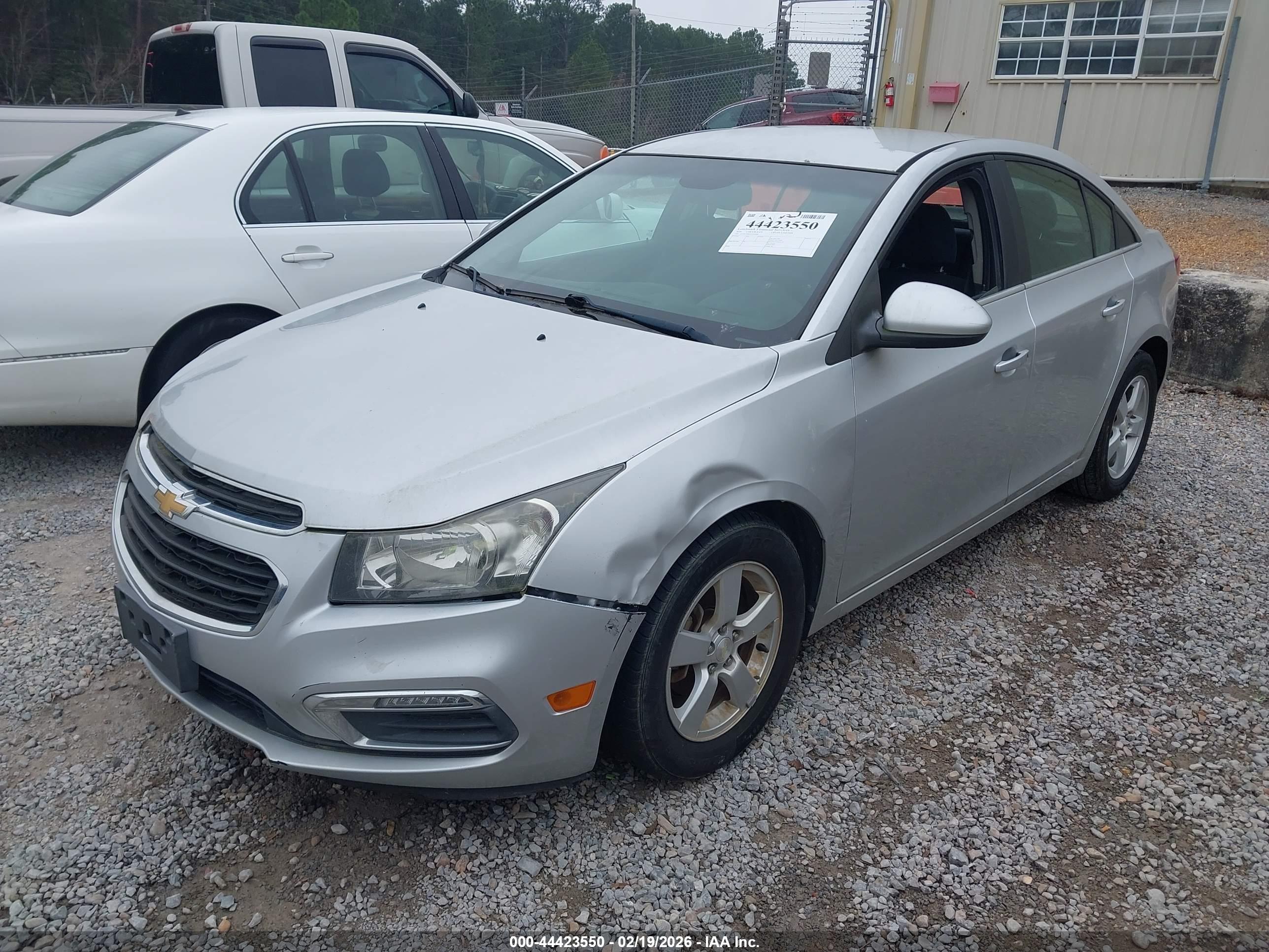 CHEVROLET CRUZE image 2