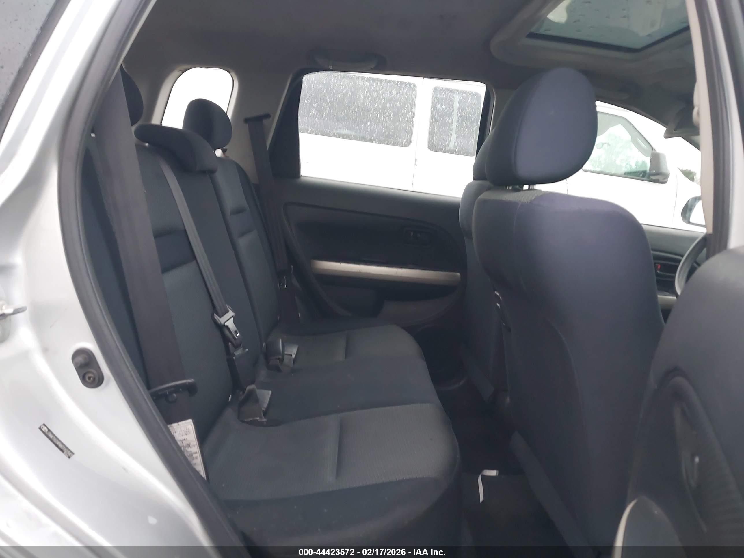 SCION XA image 8