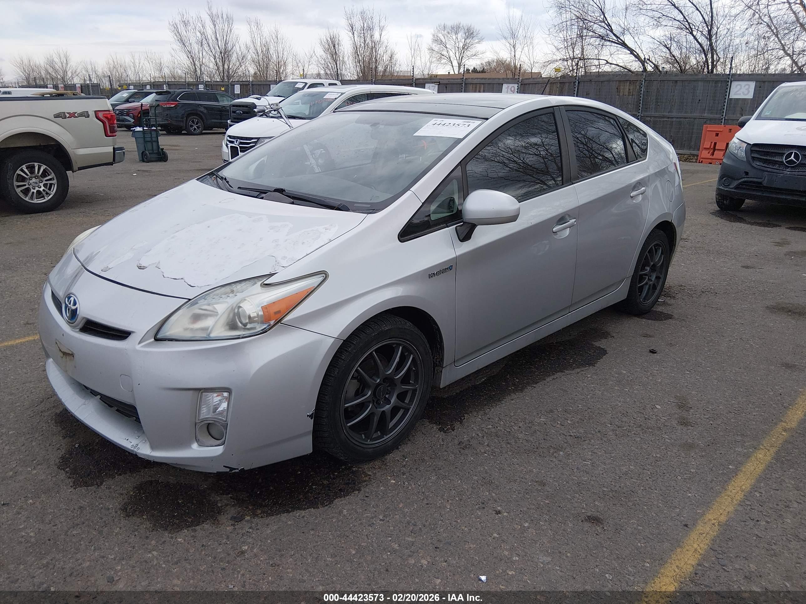 TOYOTA PRIUS image 2