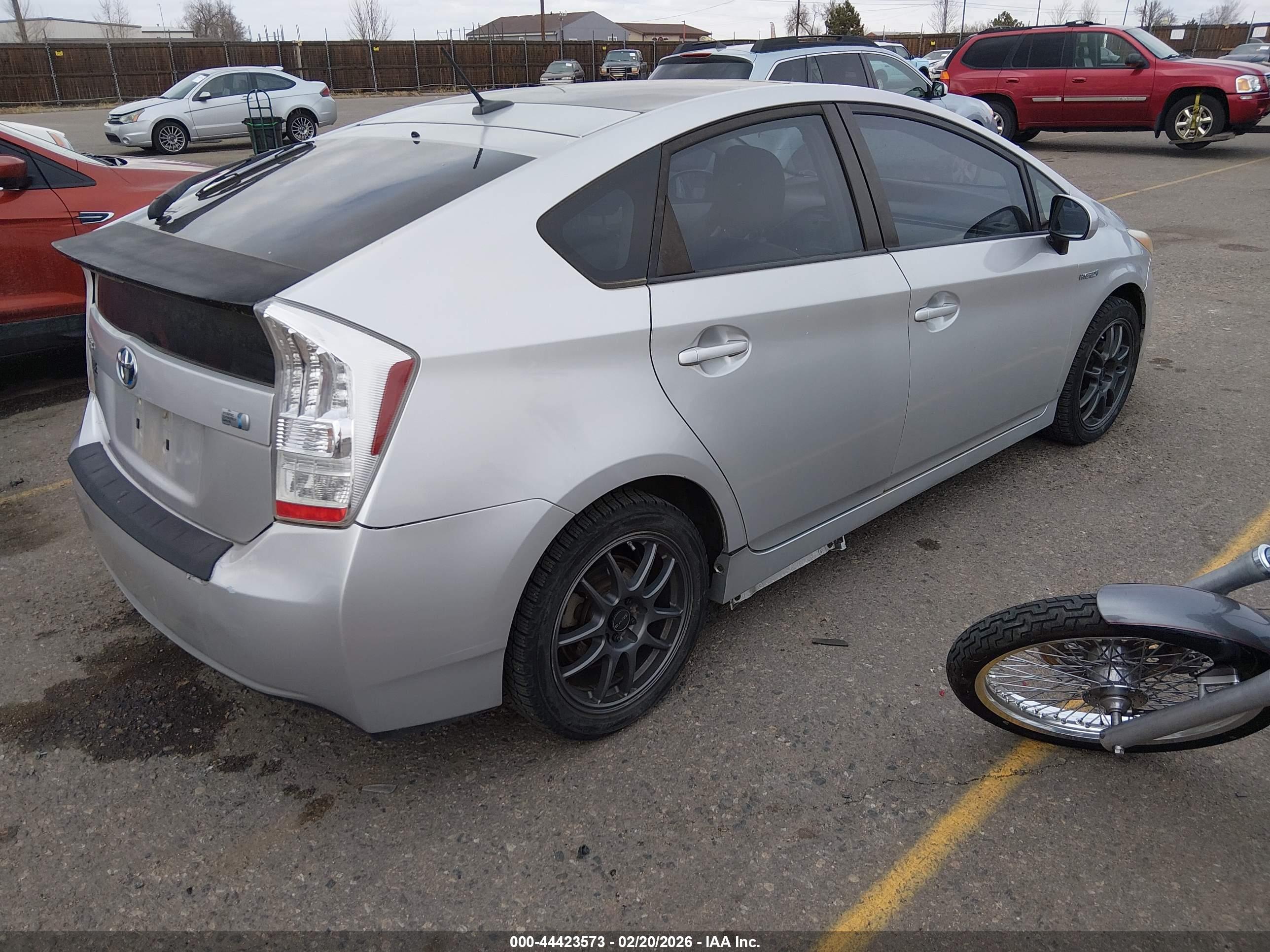 TOYOTA PRIUS image 4