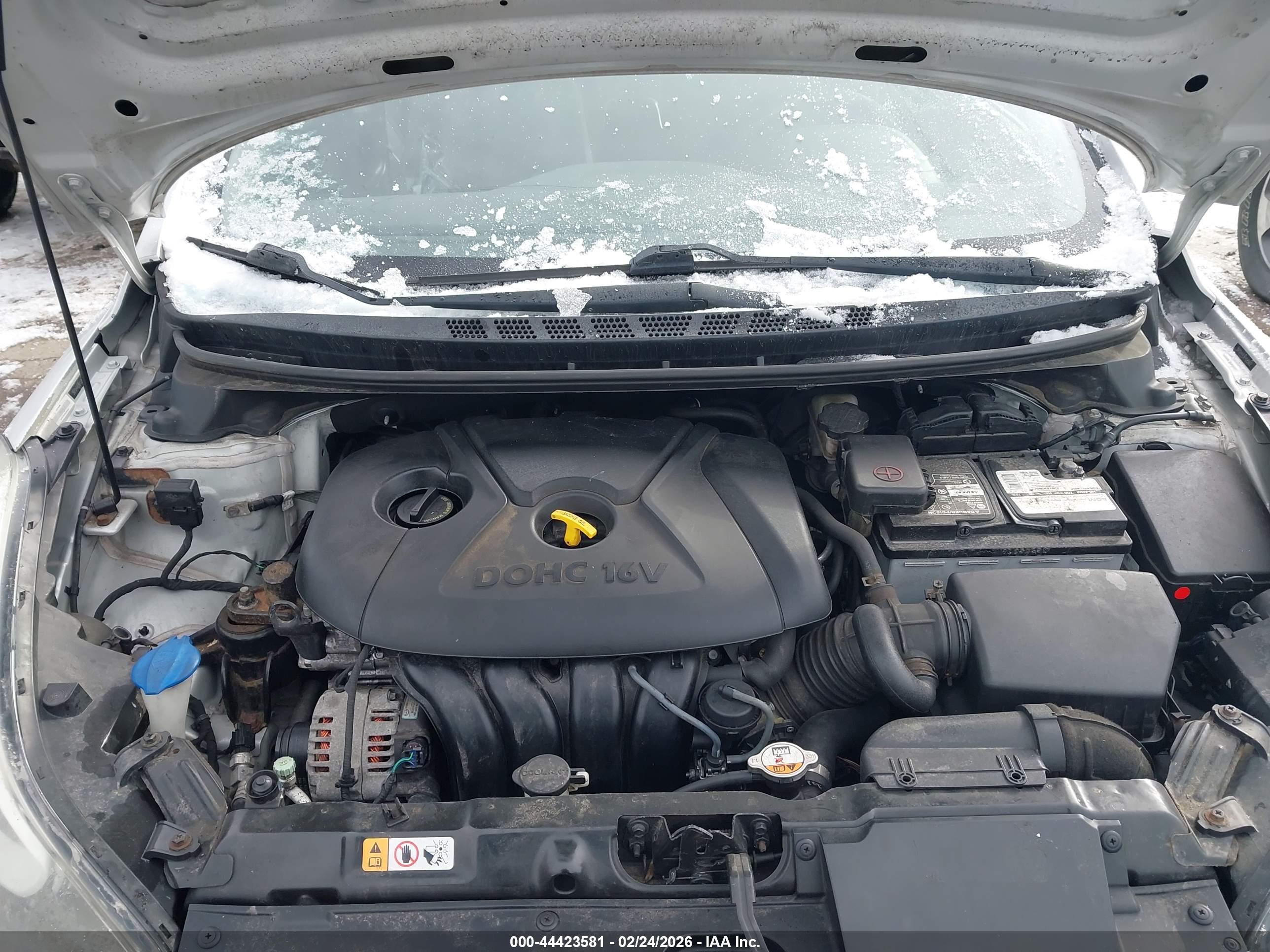 HYUNDAI ELANTRA image 10