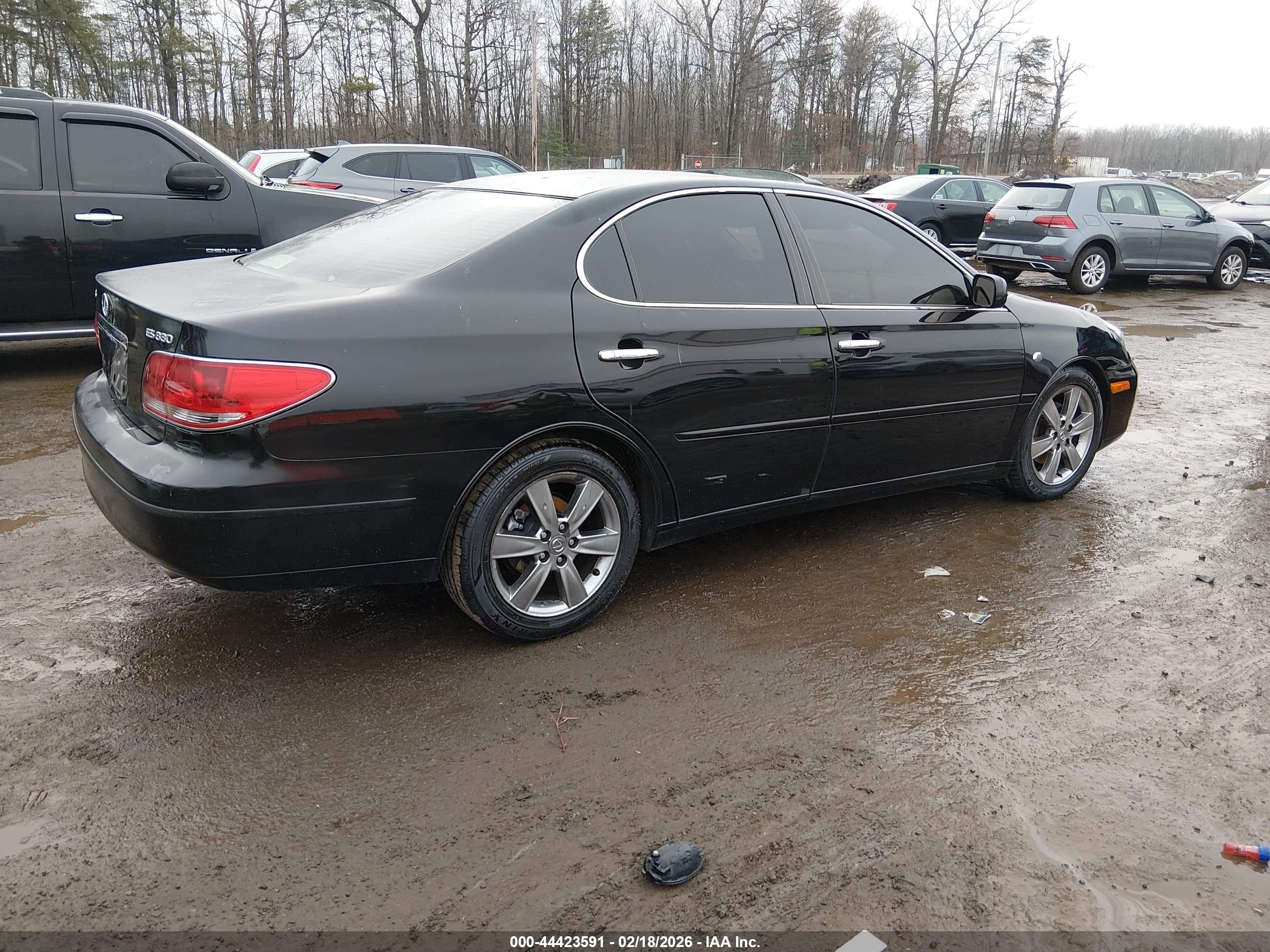 LEXUS ES image 4
