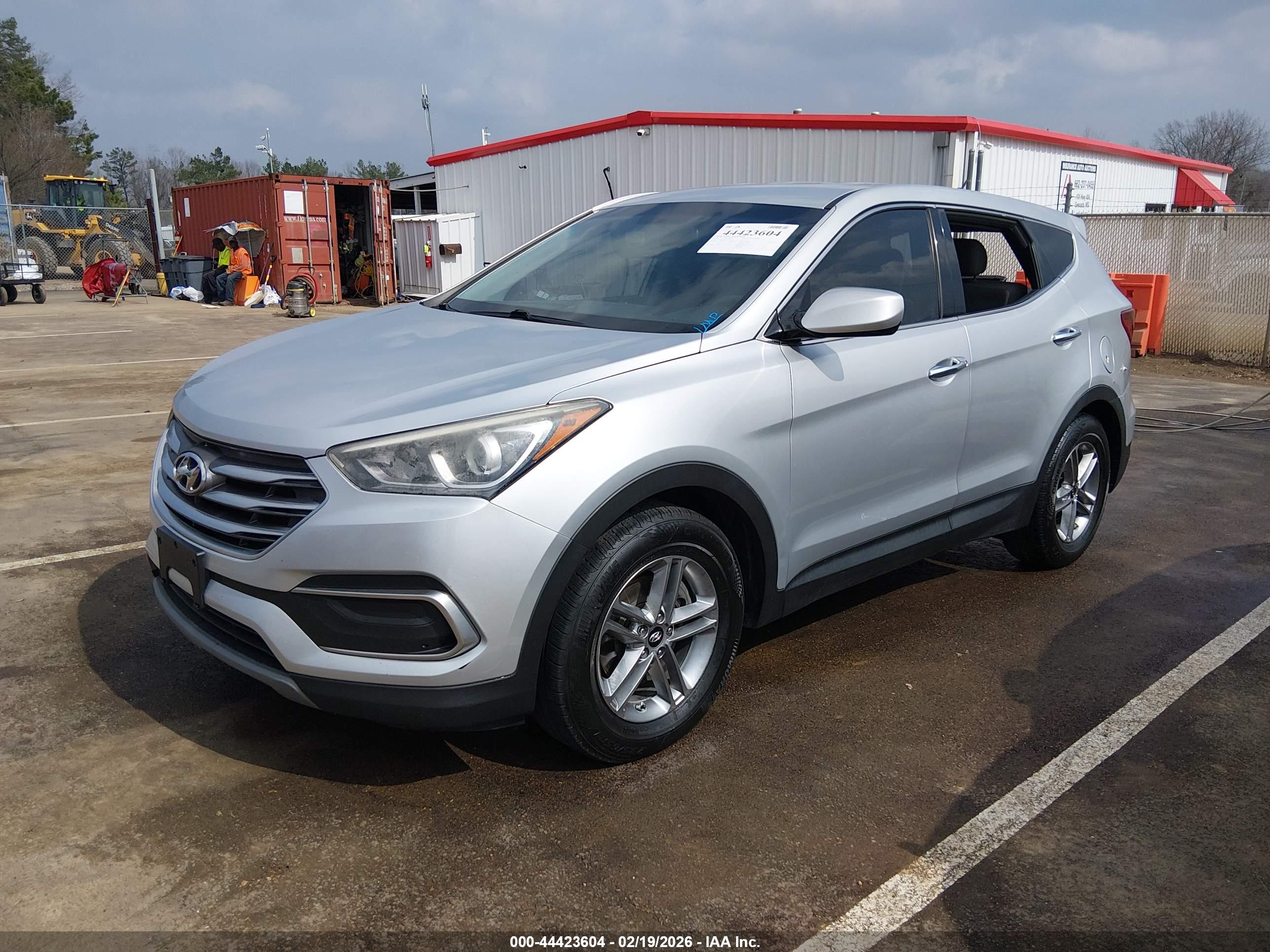 HYUNDAI SANTA image 2