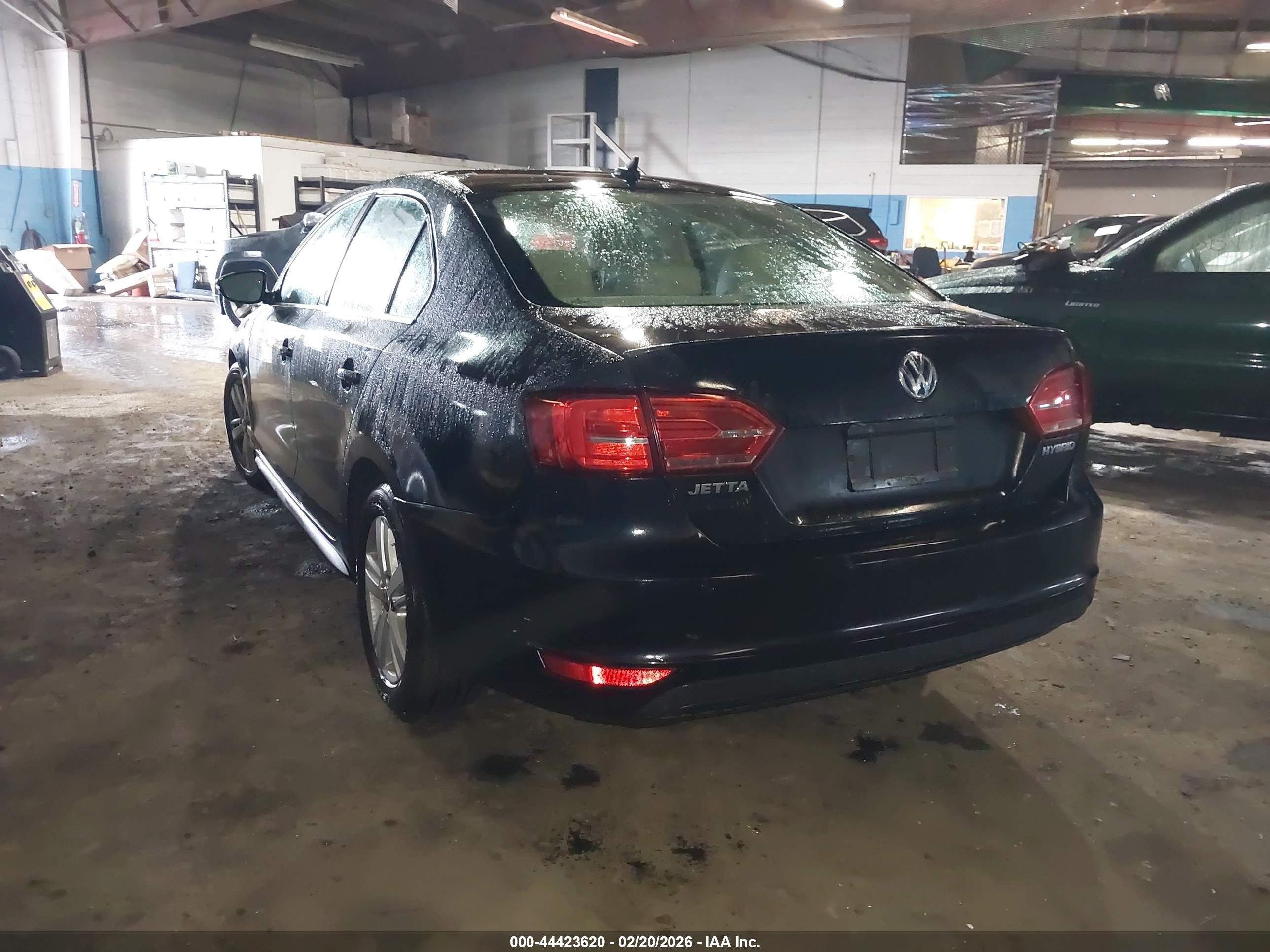 VOLKSWAGEN JETTA image 3