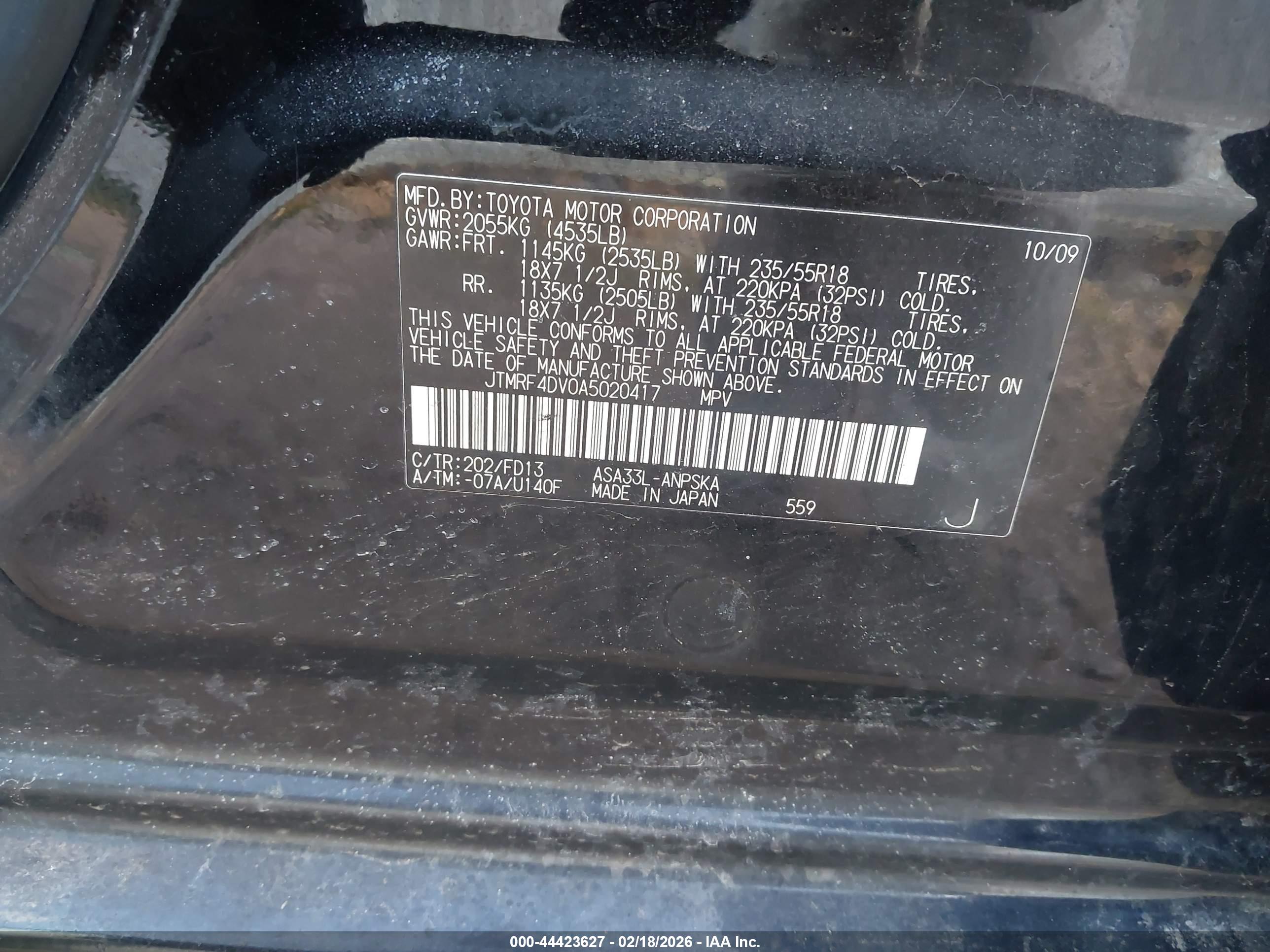 TOYOTA RAV4 image 9