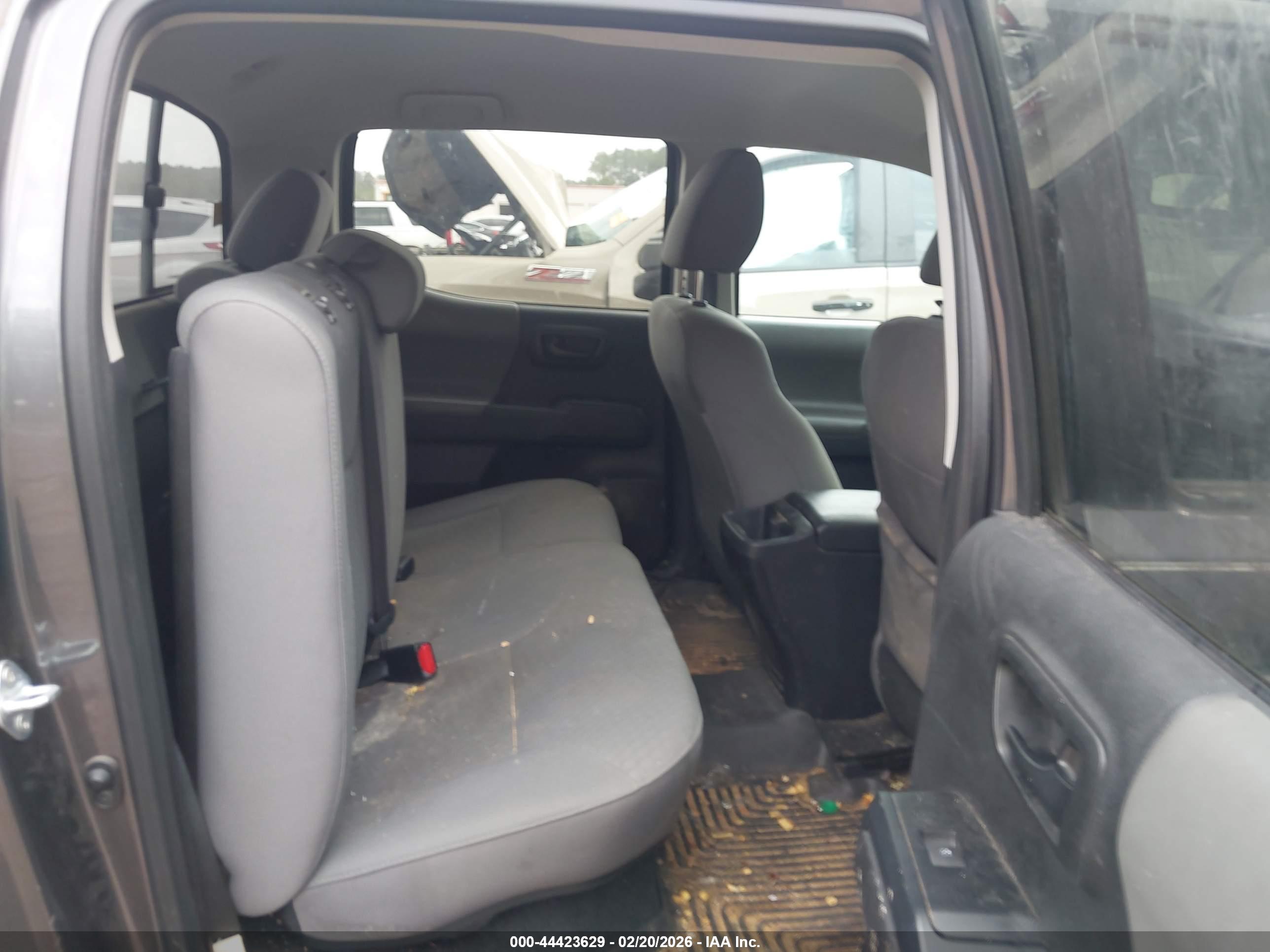 TOYOTA TACOMA image 8