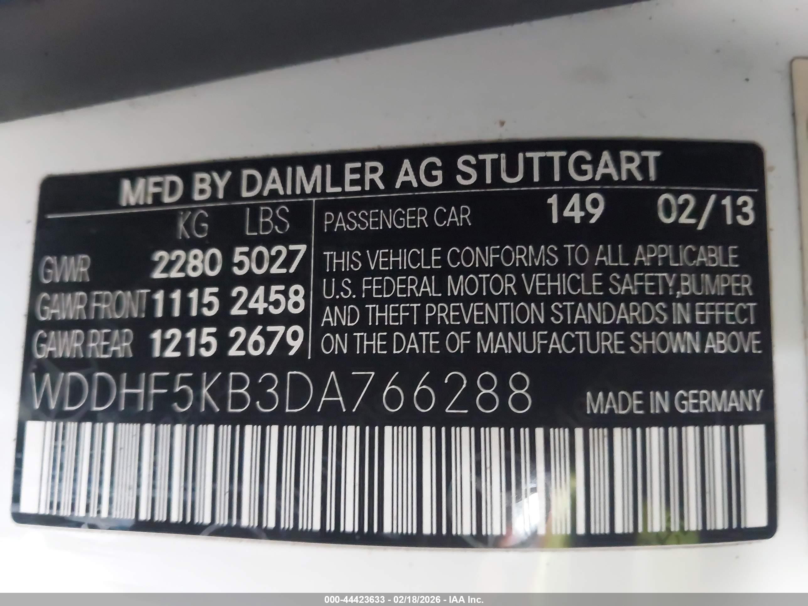 MERCEDES-BENZ E image 9