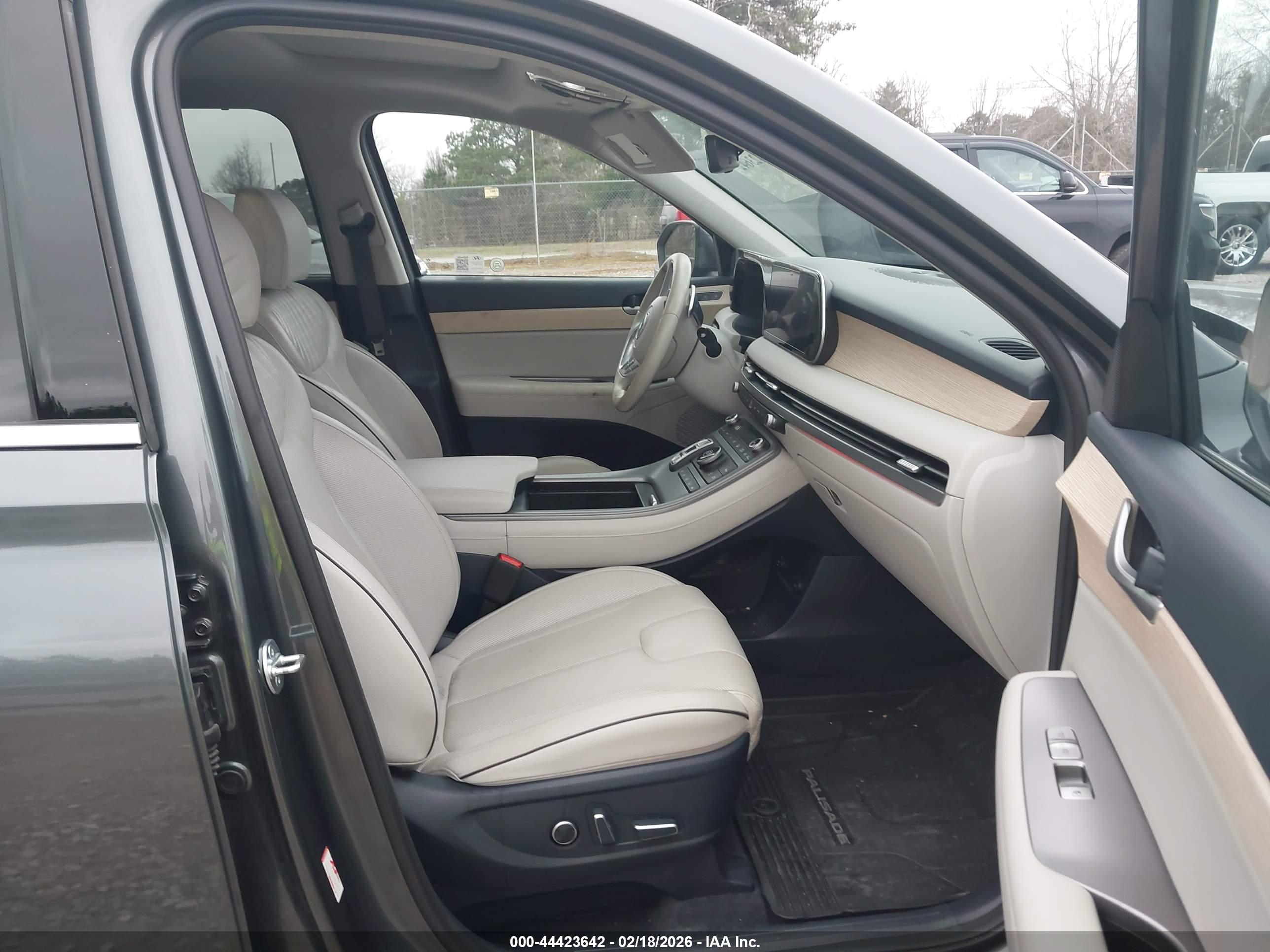 HYUNDAI PALISADE image 5