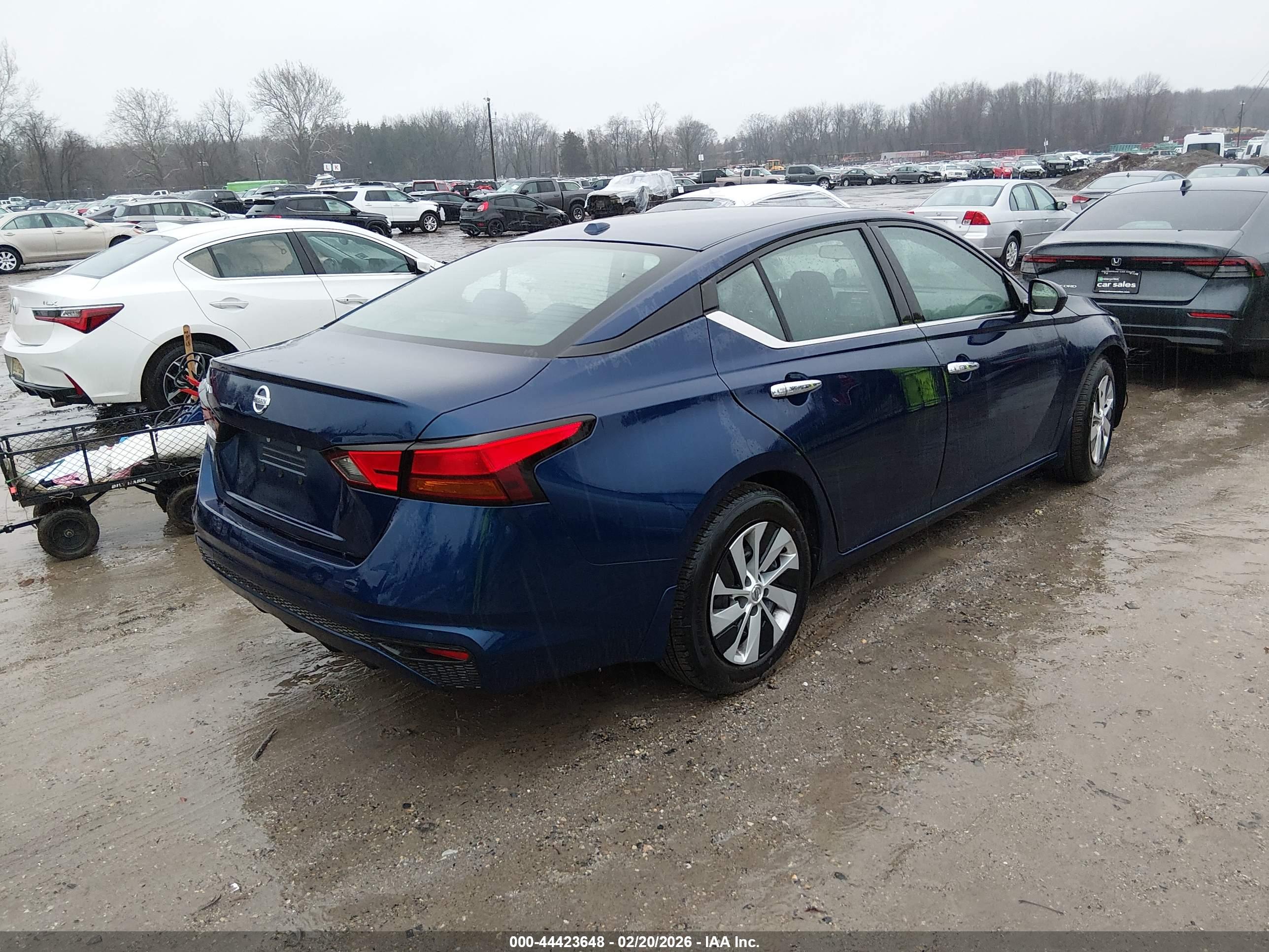 NISSAN ALTIMA image 4