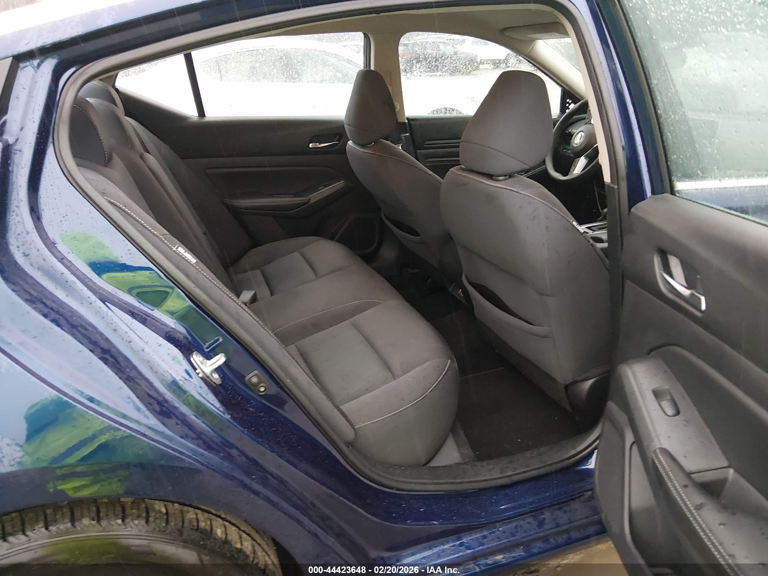 NISSAN ALTIMA image 8