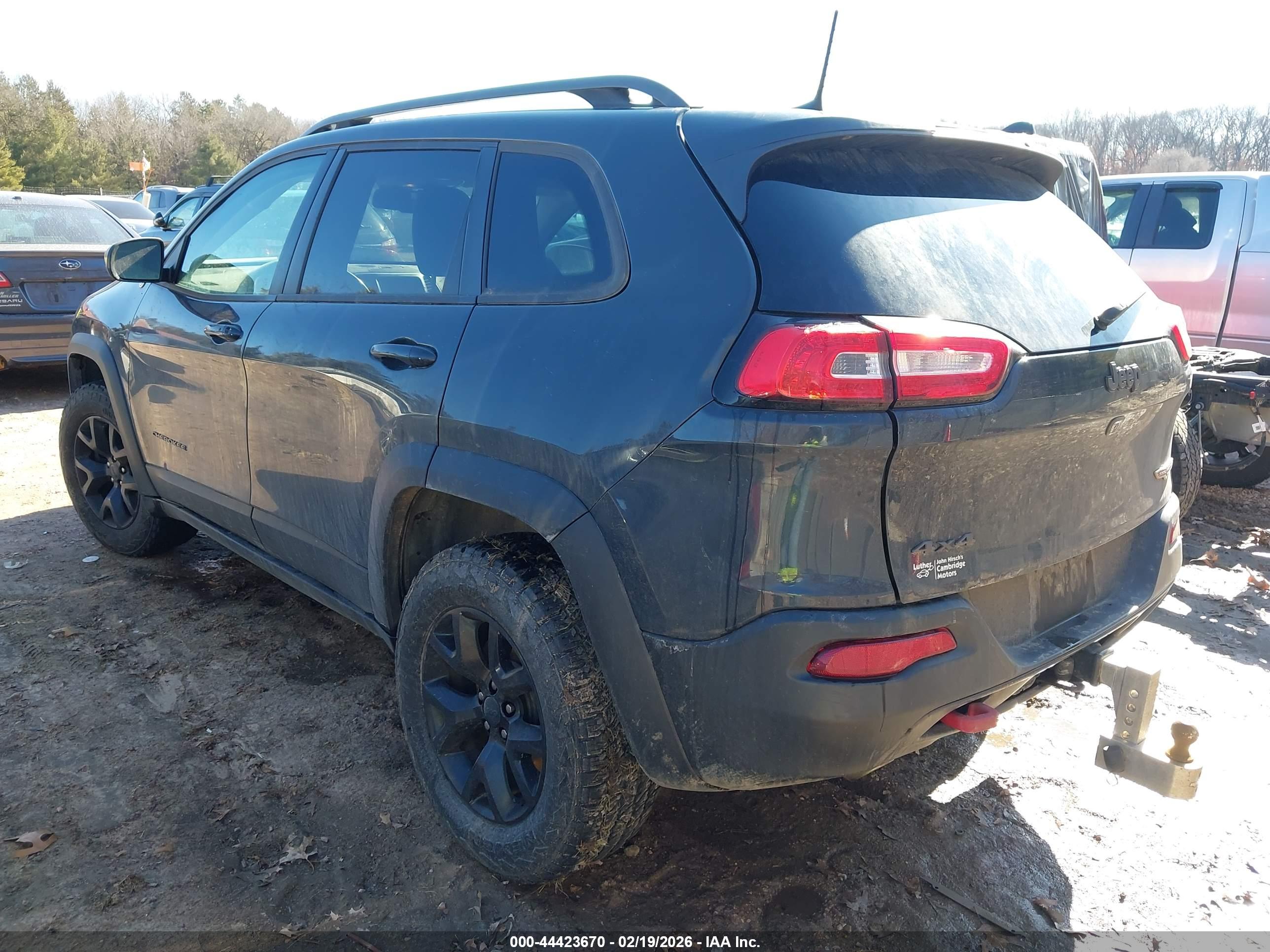 JEEP CHEROKEE image 3