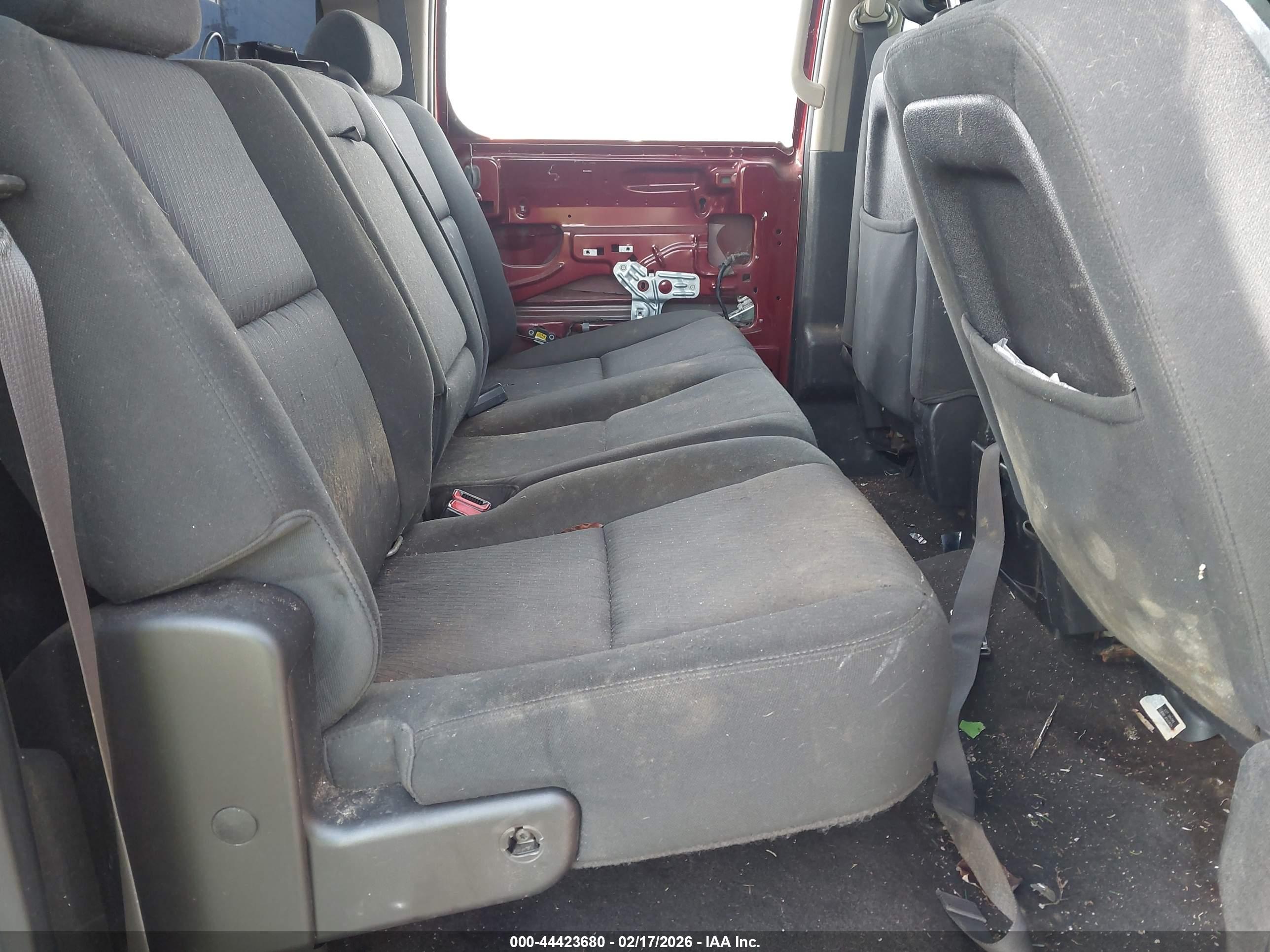 CHEVROLET SILVERADO image 8