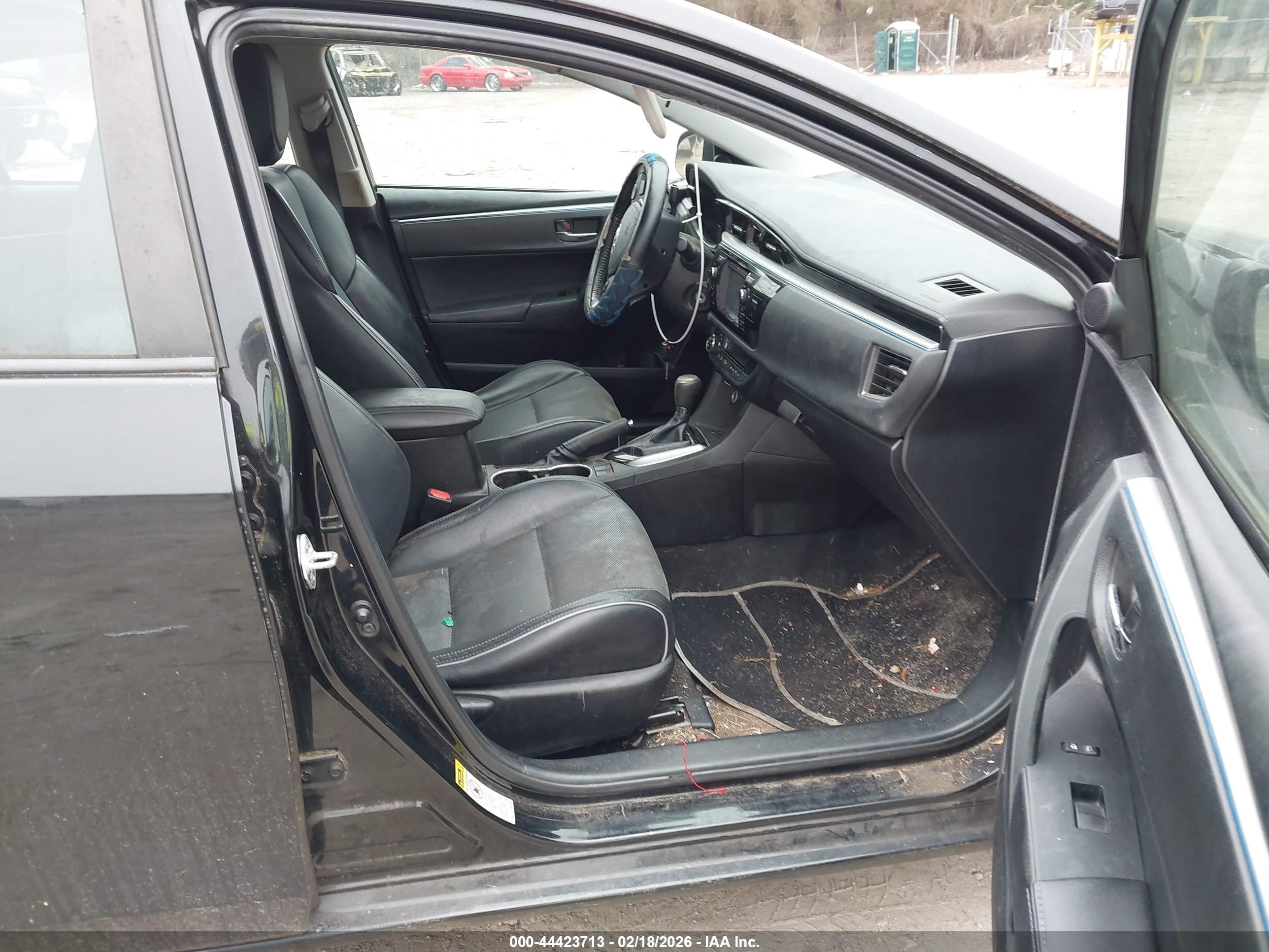 TOYOTA COROLLA image 5
