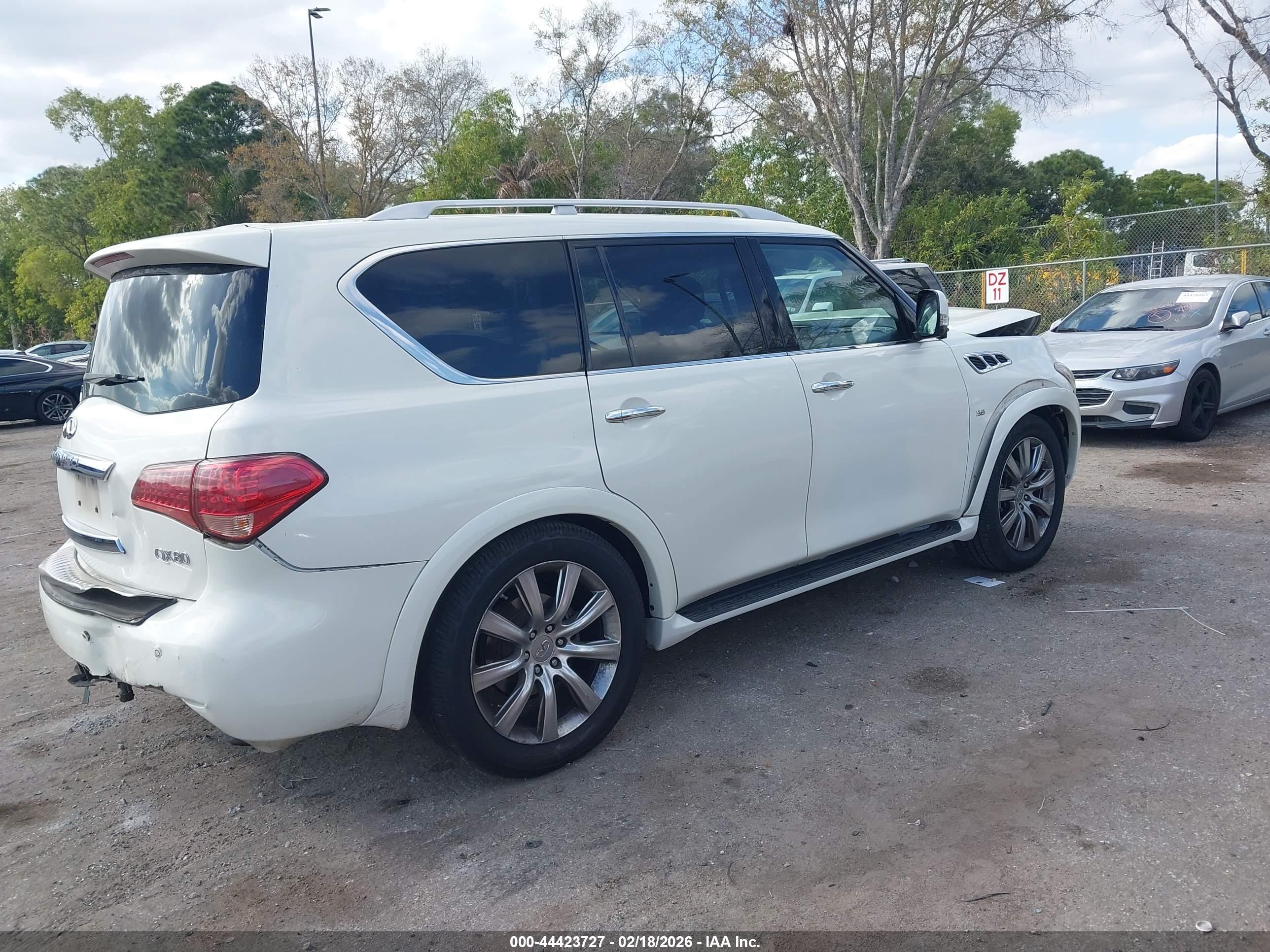 INFINITI QX80 image 4