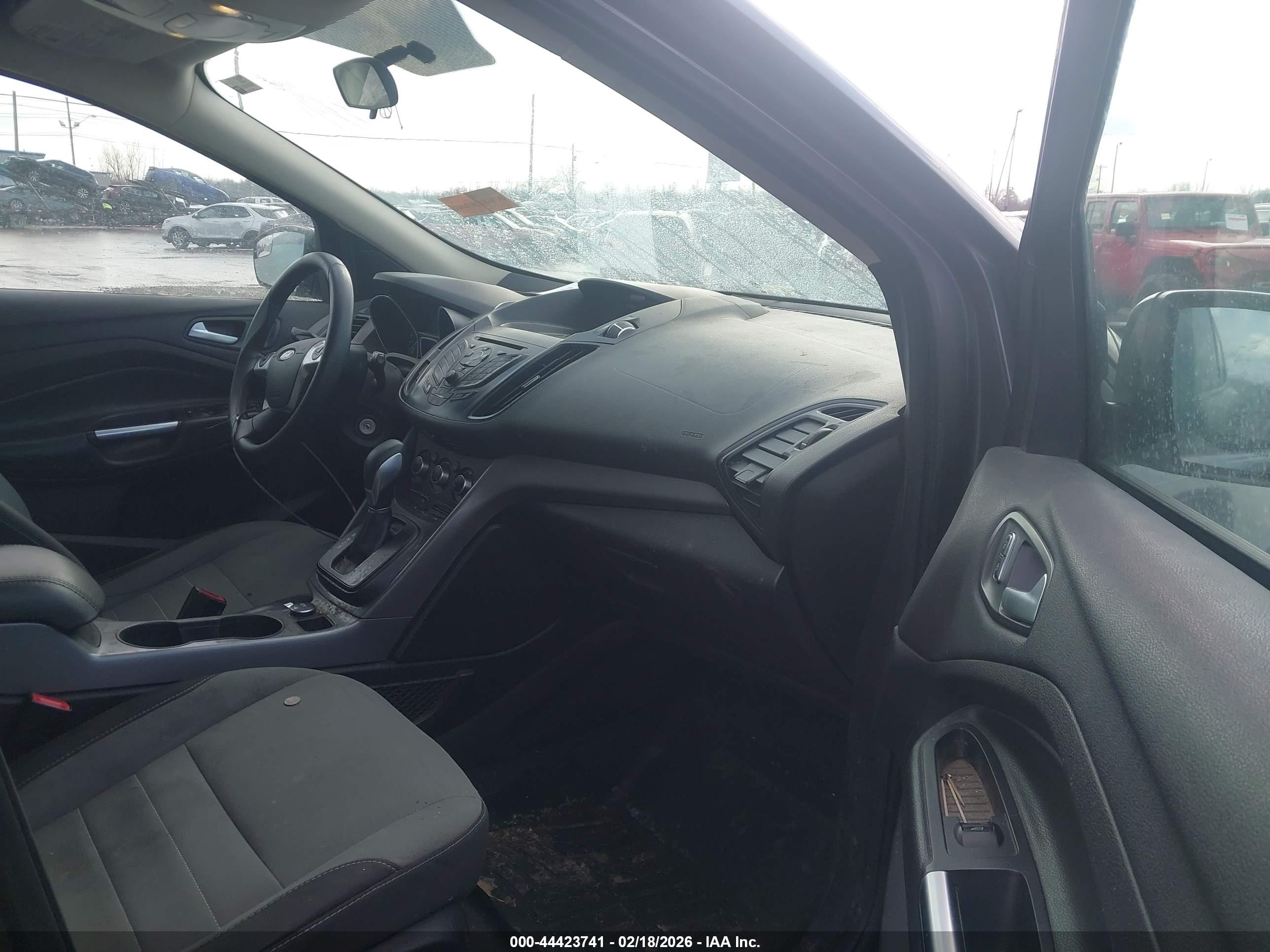 FORD ESCAPE image 5
