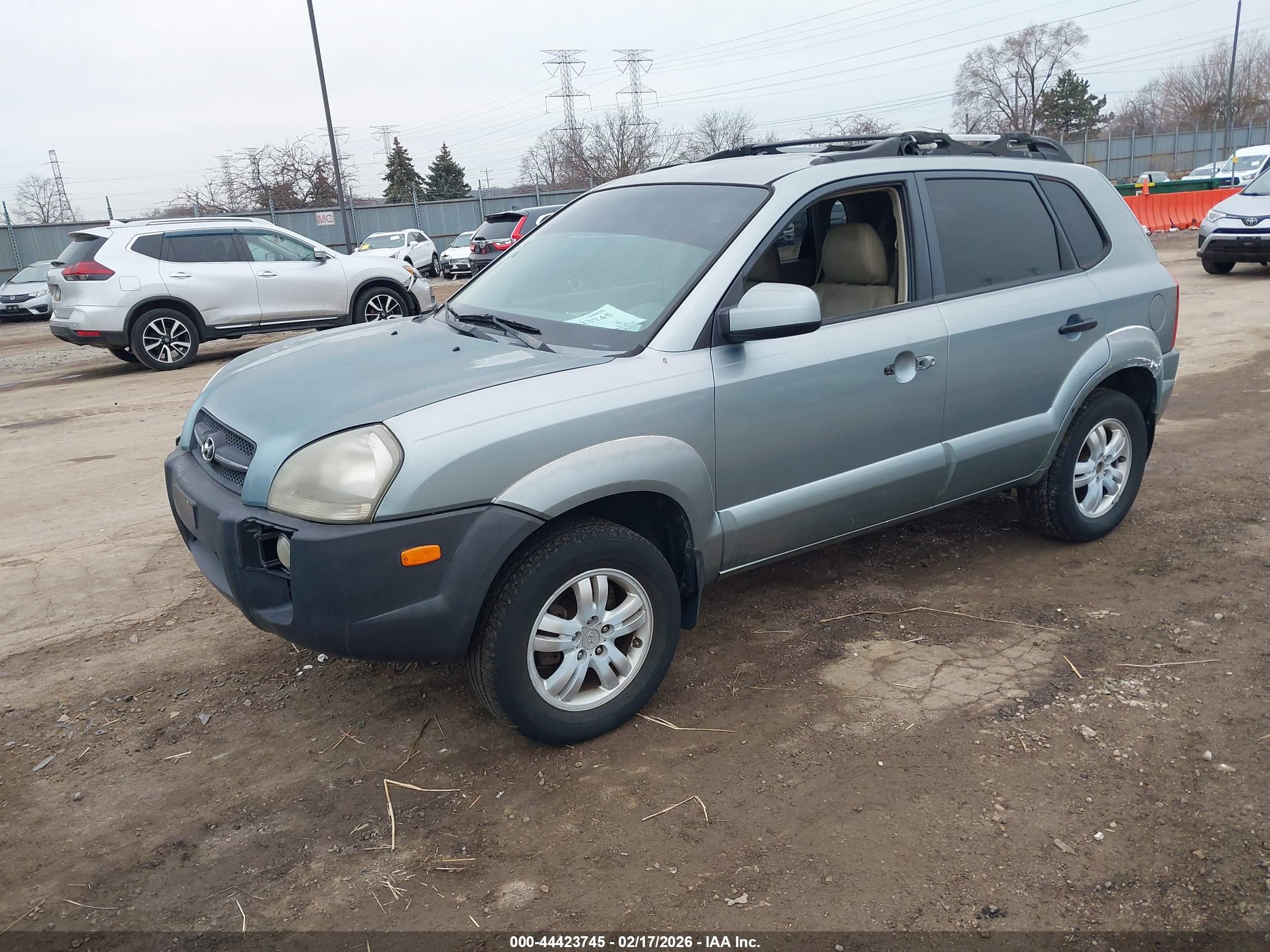 HYUNDAI TUCSON image 2