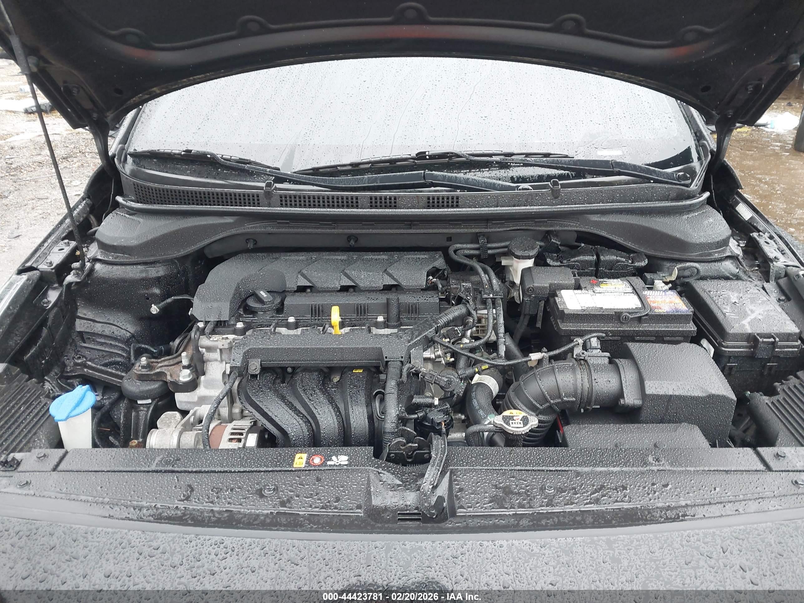 HYUNDAI ACCENT image 10