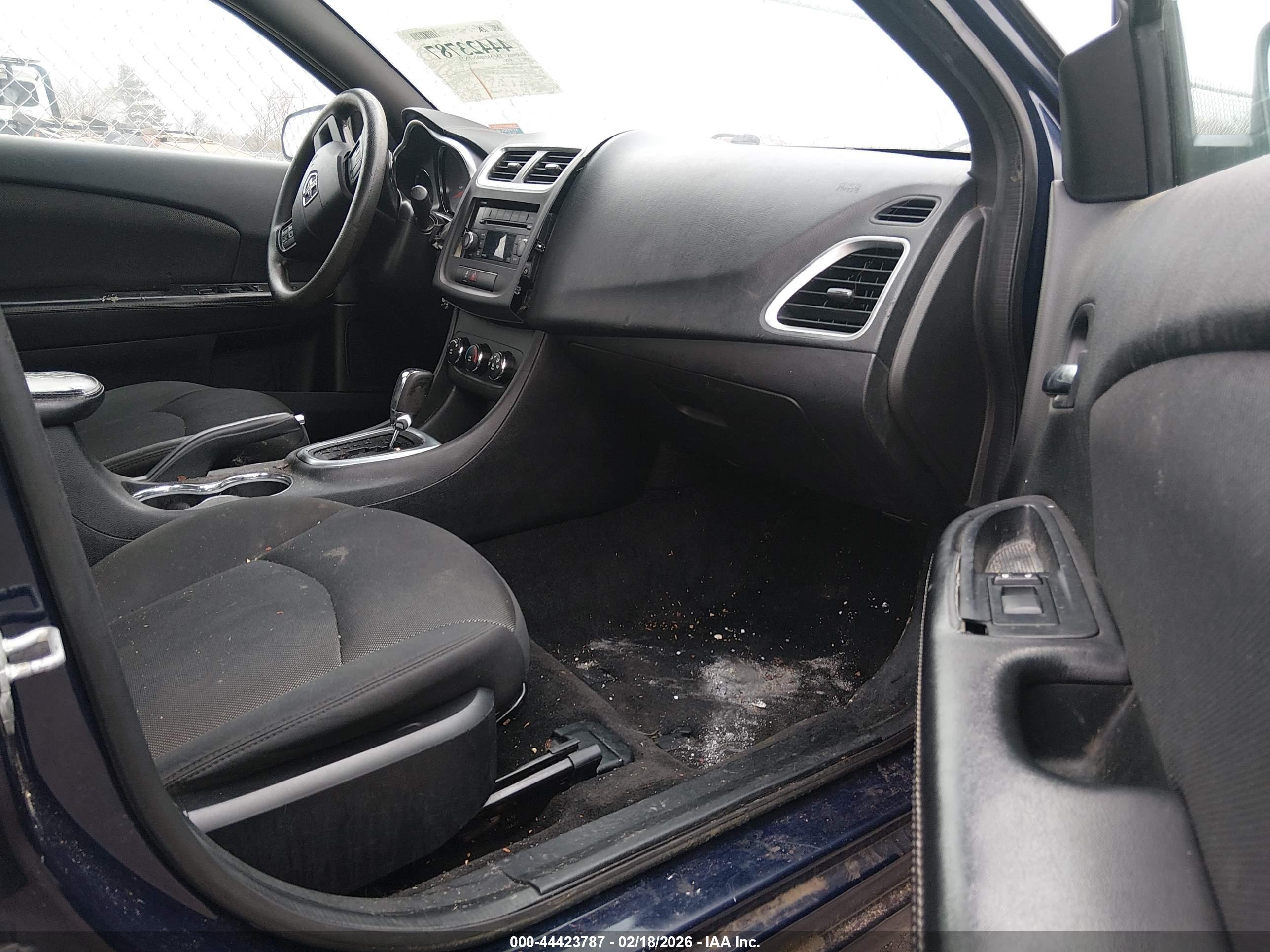 DODGE AVENGER image 5