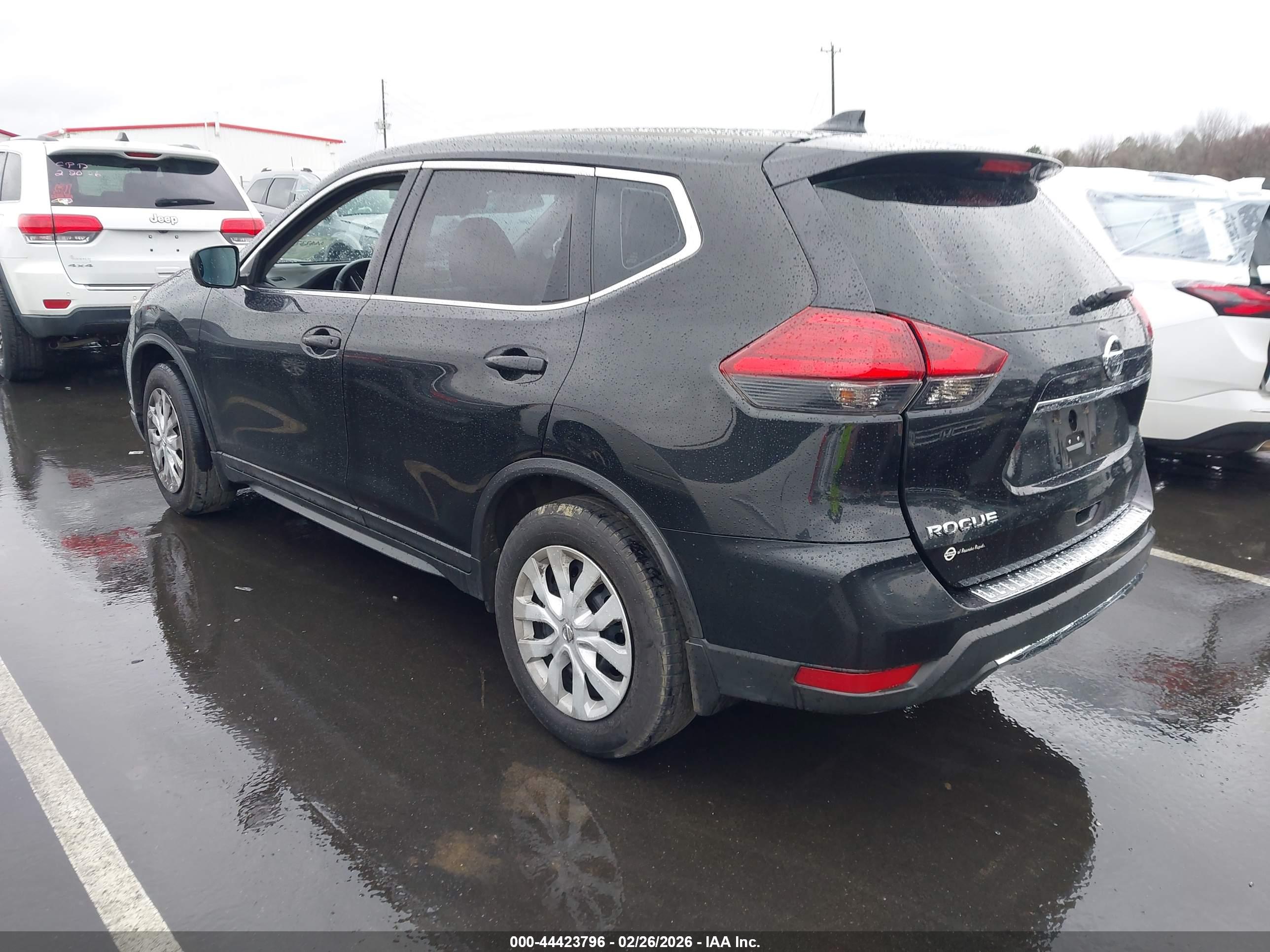 NISSAN ROGUE image 3
