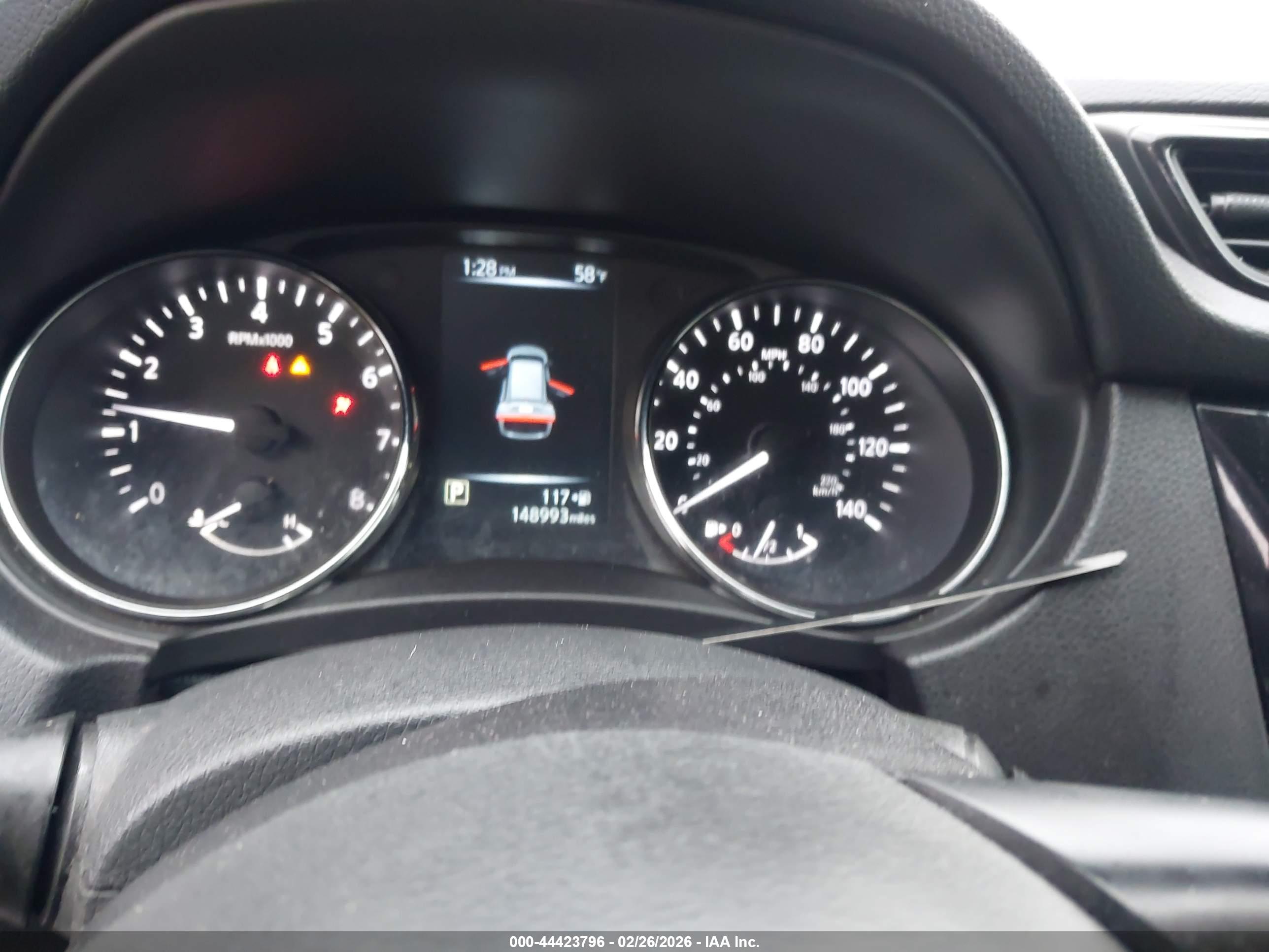 NISSAN ROGUE image 7