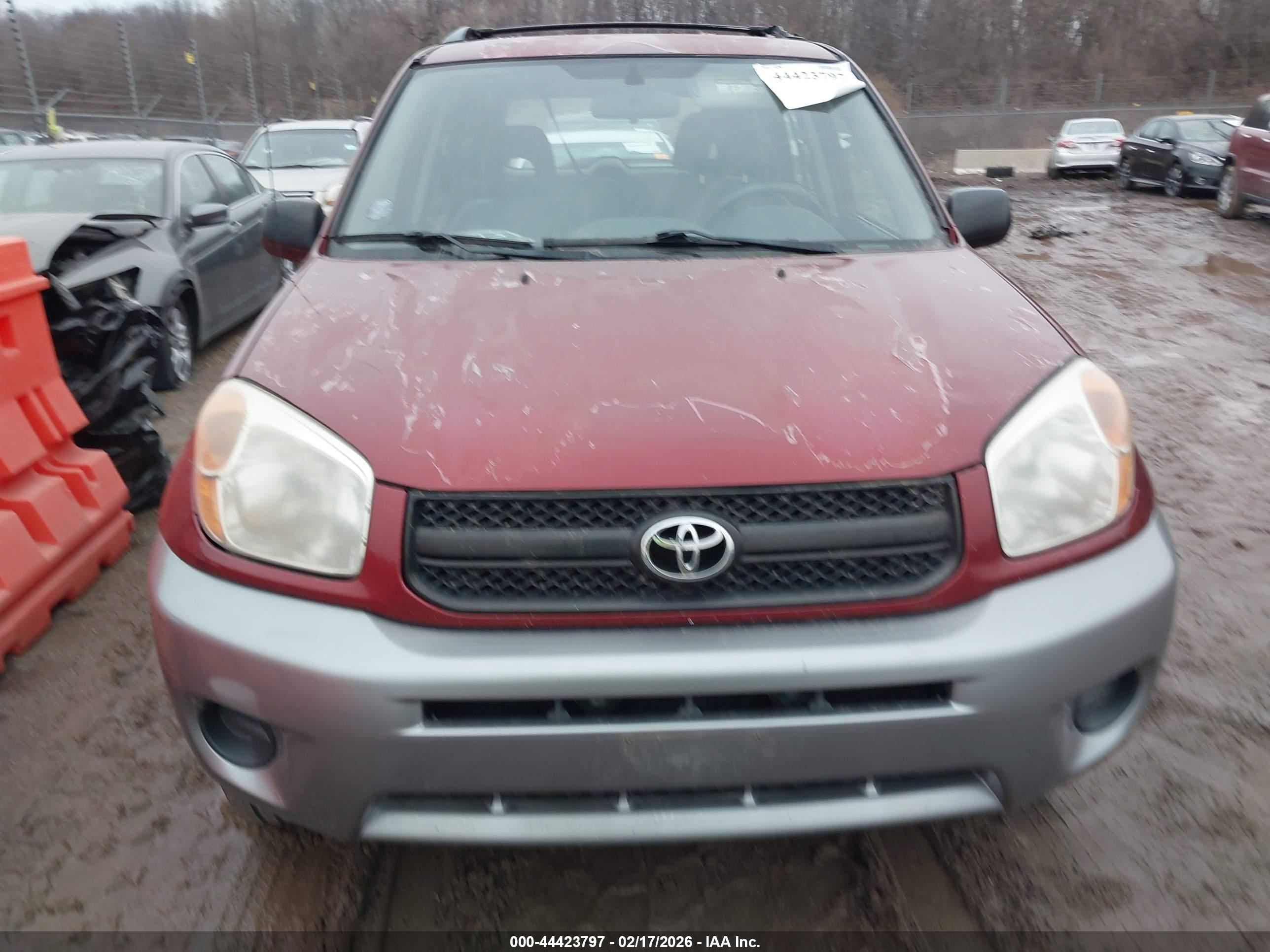 TOYOTA RAV4 image 6