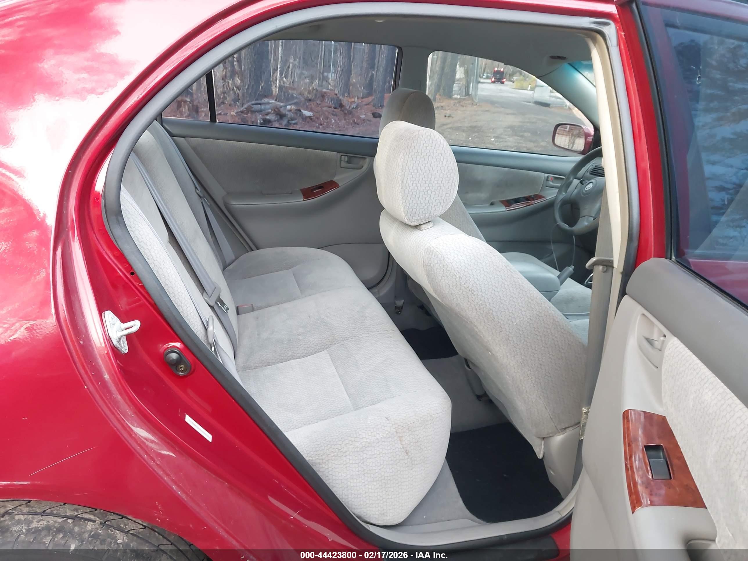 TOYOTA COROLLA image 8