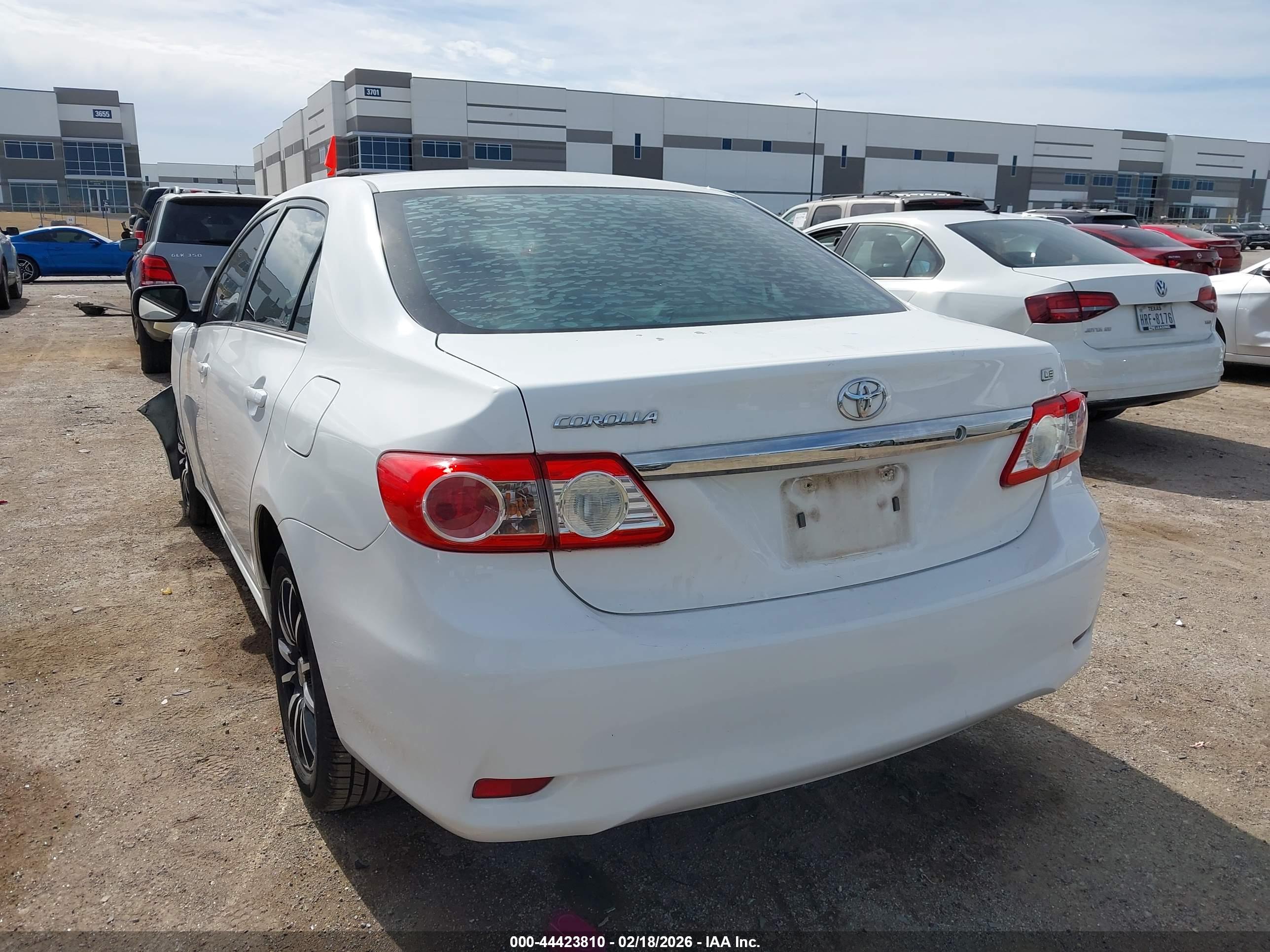 TOYOTA COROLLA image 3