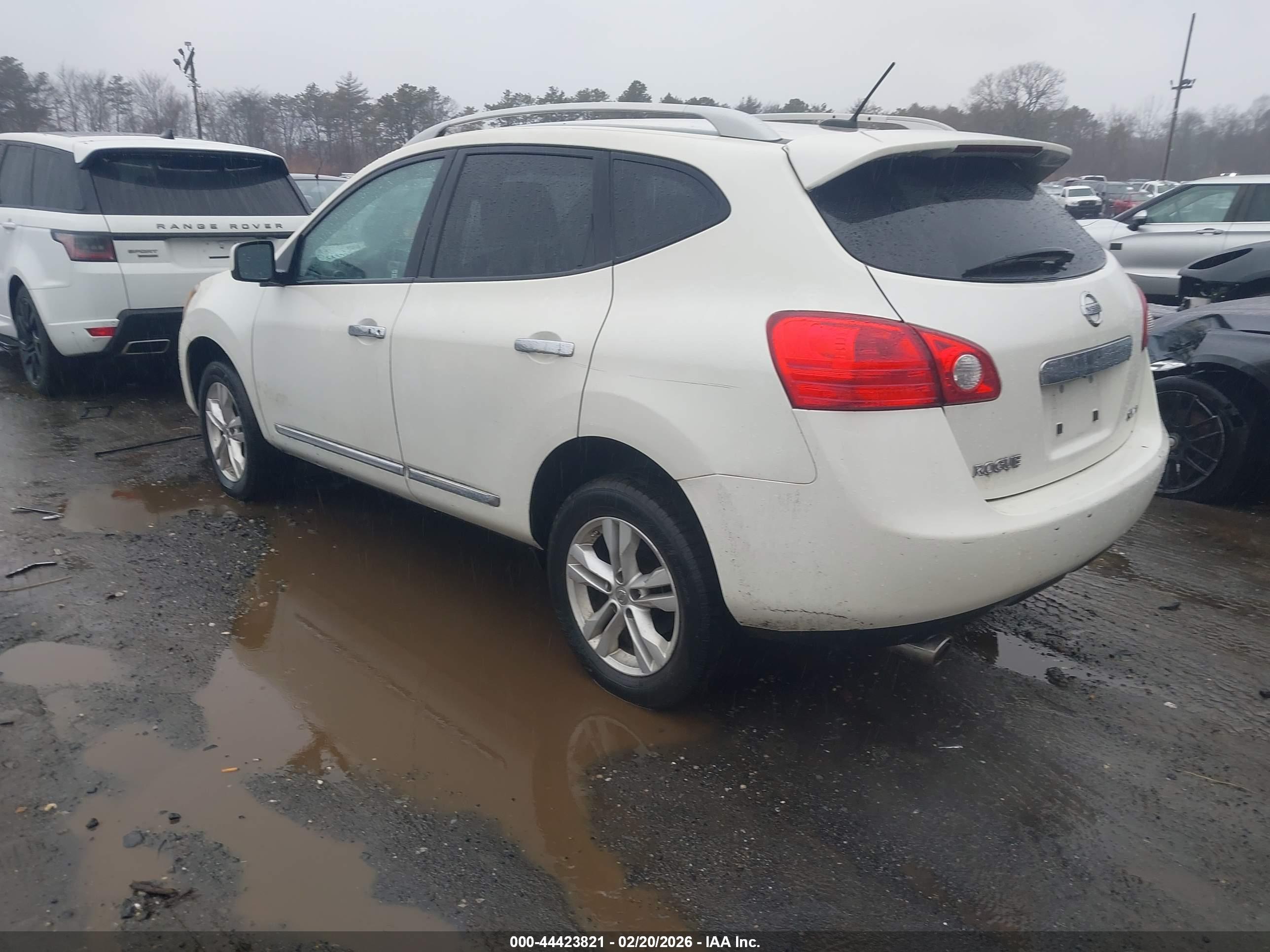 NISSAN ROGUE image 3