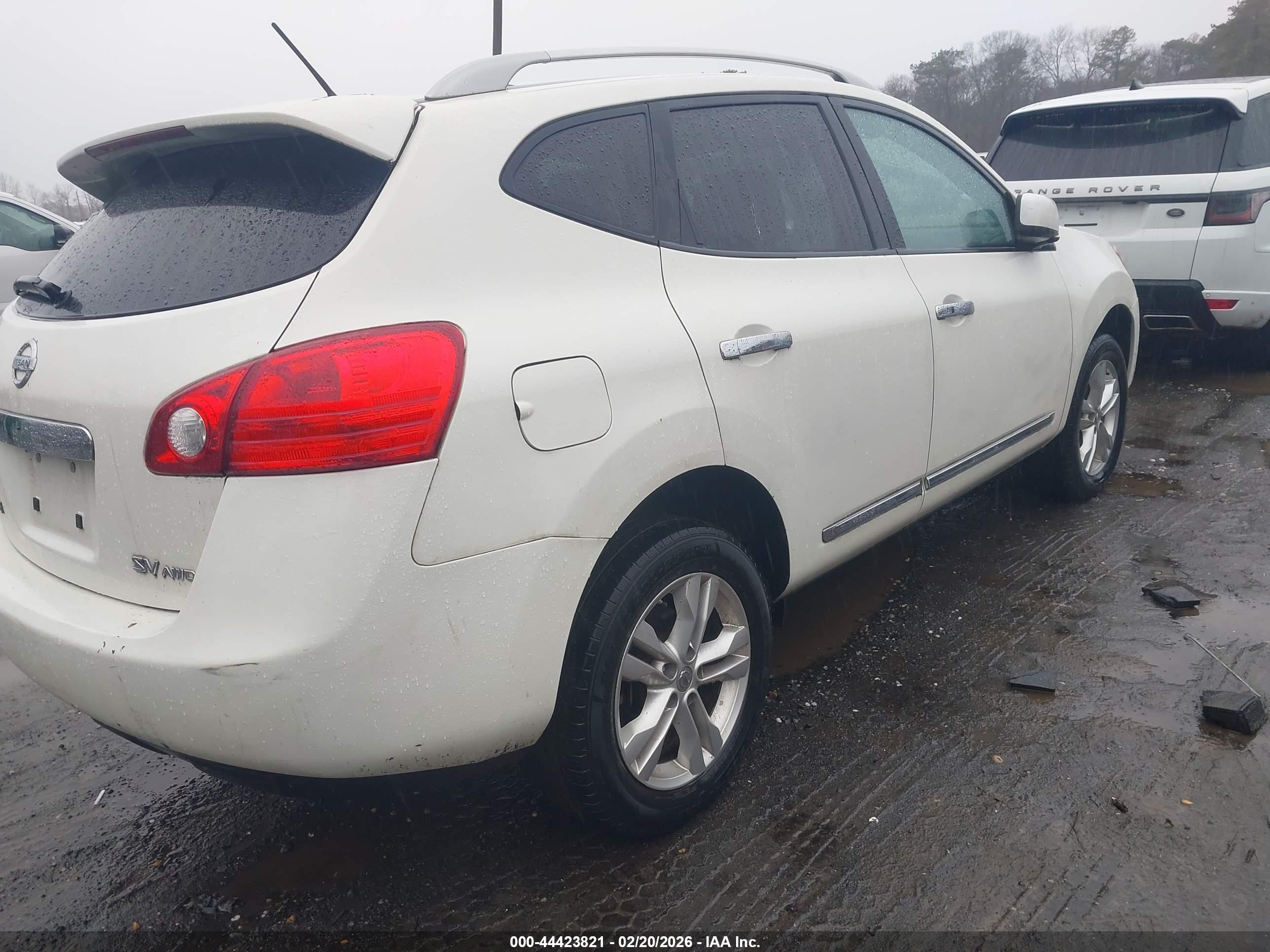 NISSAN ROGUE image 4