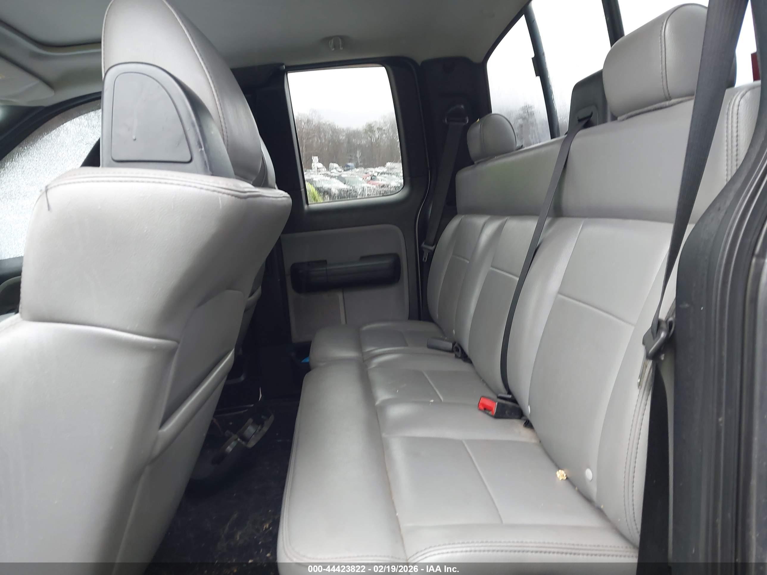 FORD F-150 image 8