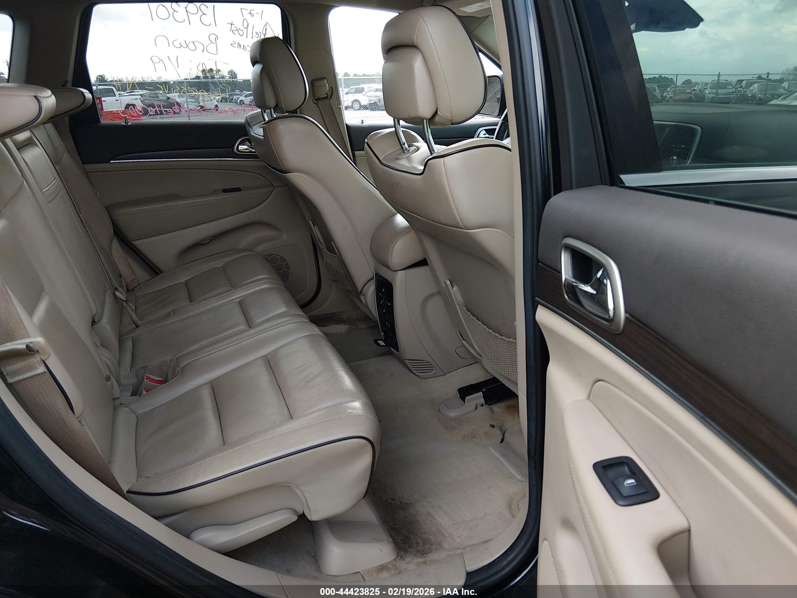 JEEP GRAND image 8