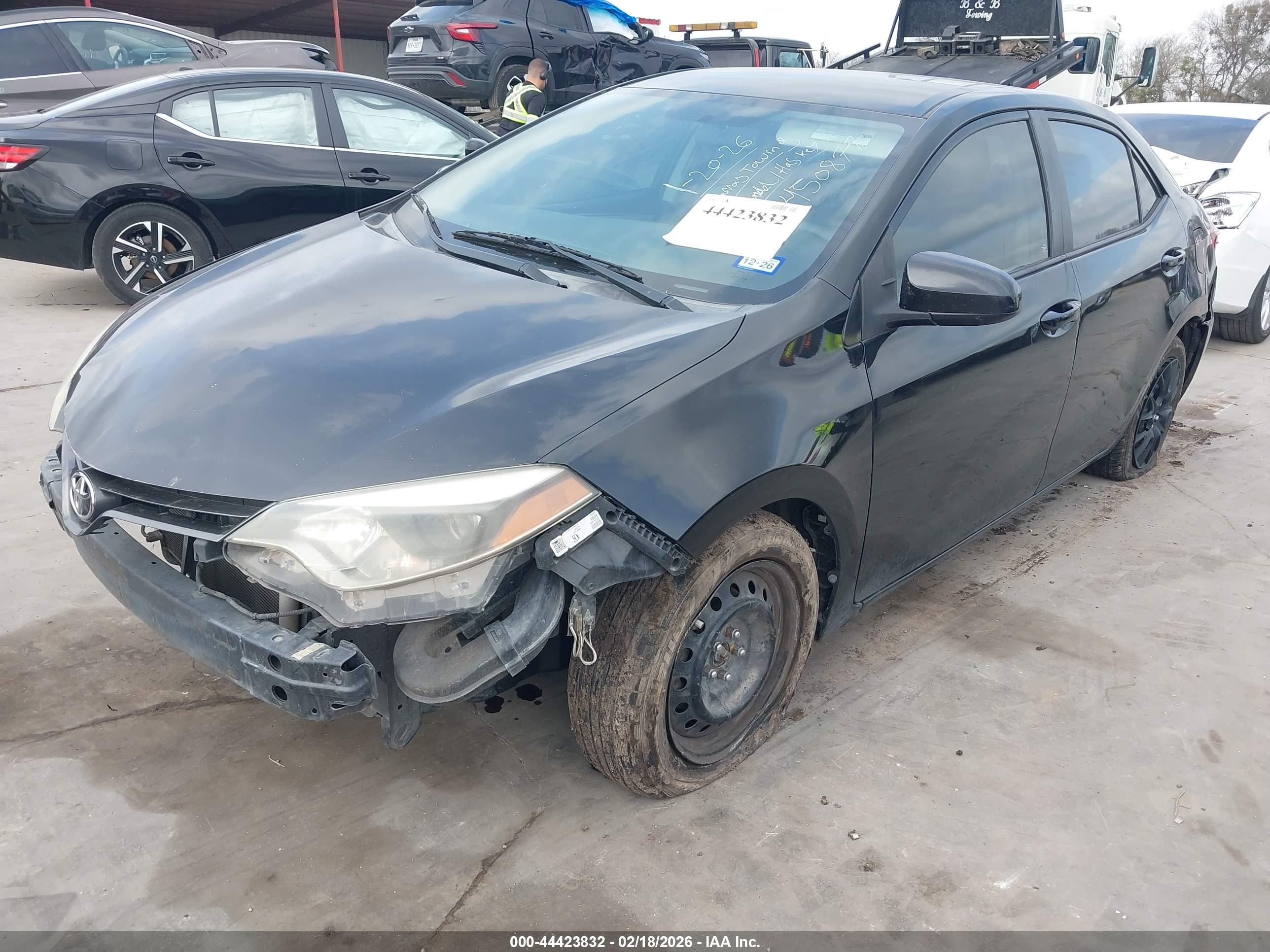 TOYOTA COROLLA image 2