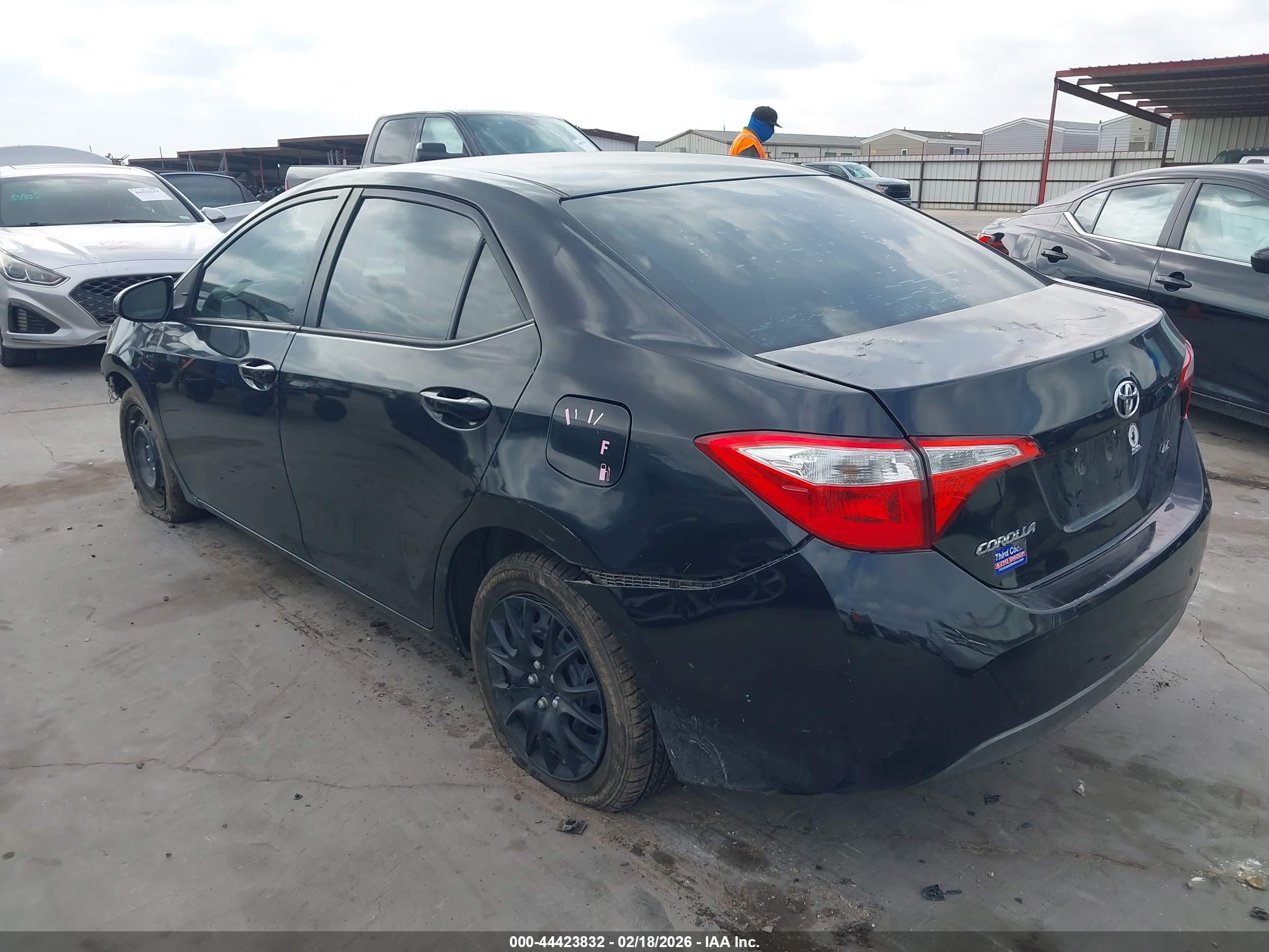 TOYOTA COROLLA image 3