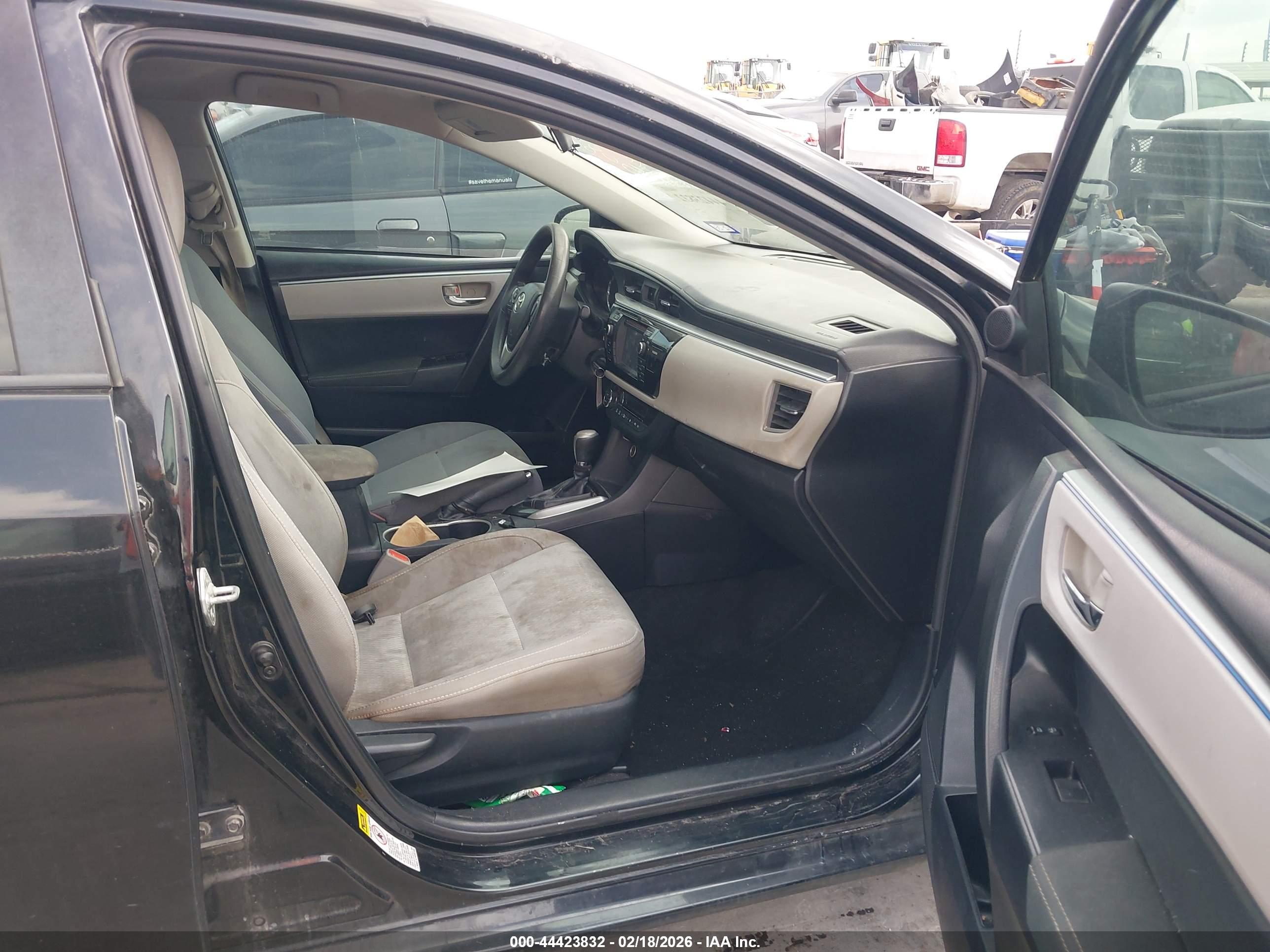 TOYOTA COROLLA image 5
