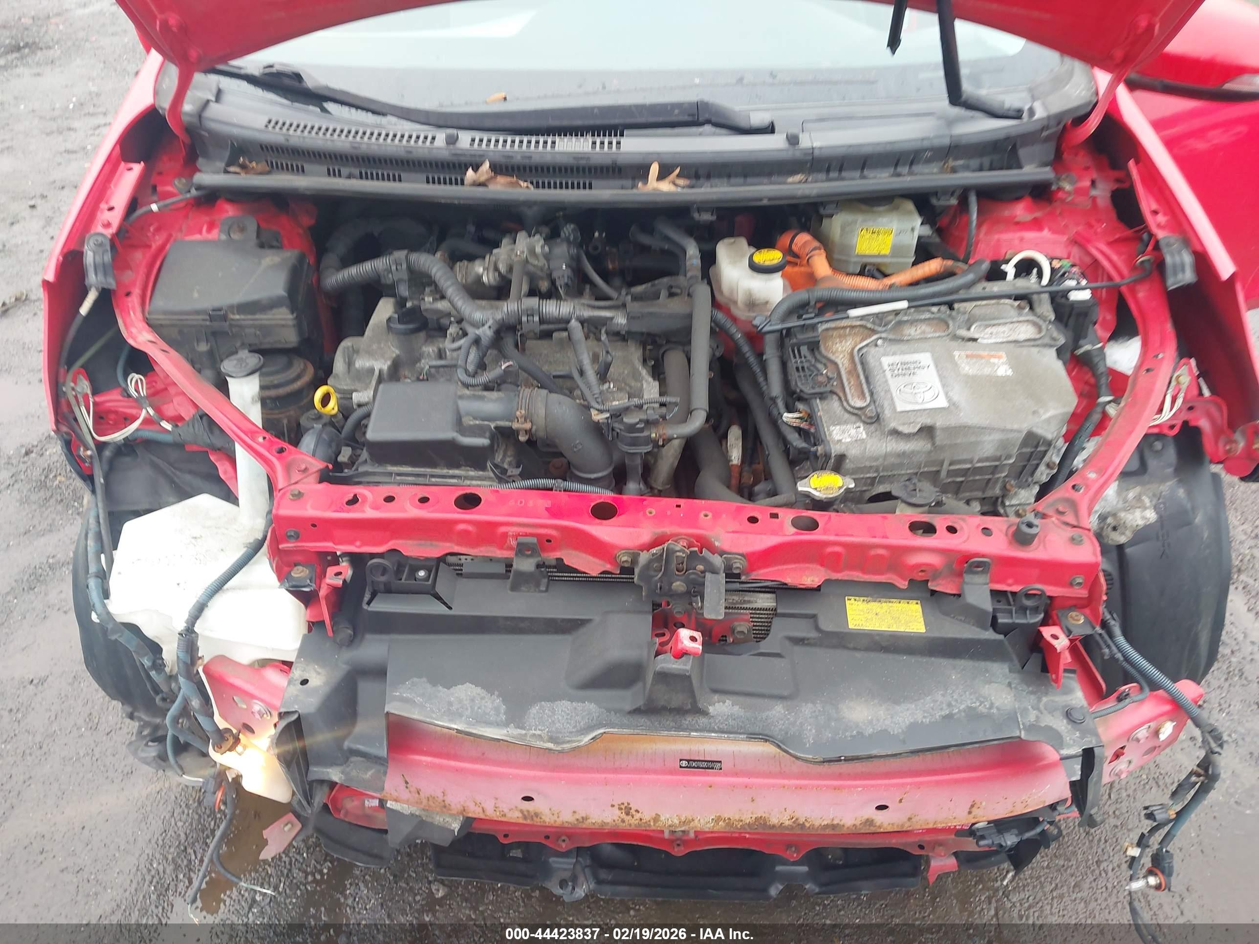 TOYOTA PRIUS image 10