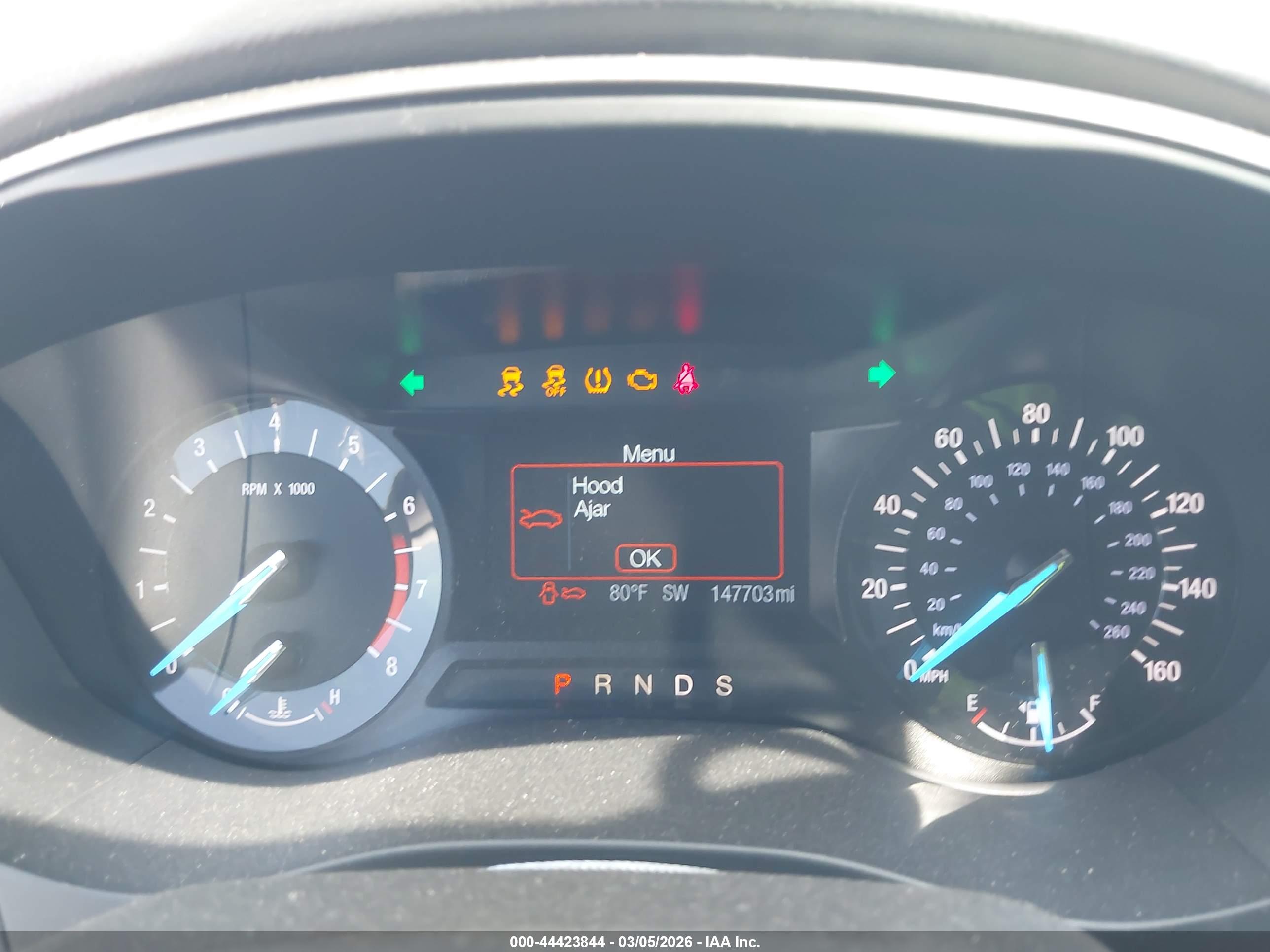 FORD FUSION image 7