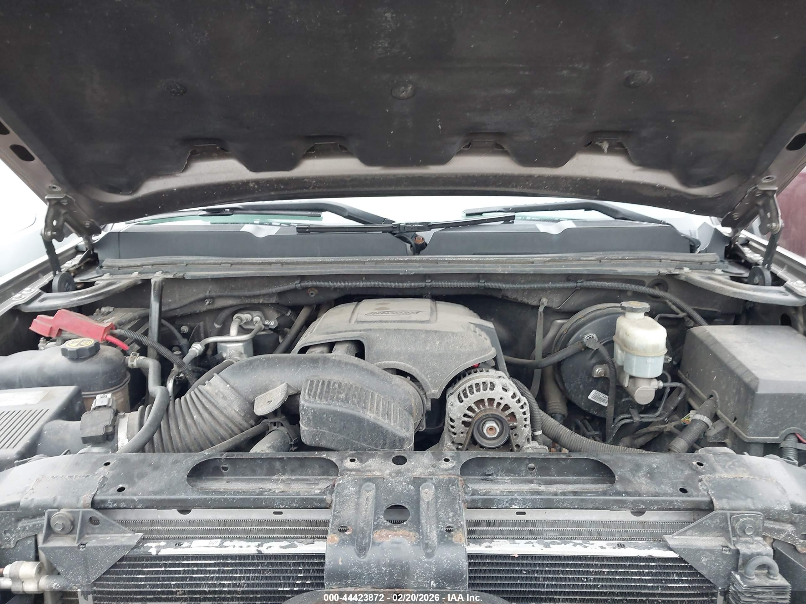 CHEVROLET SILVERADO image 10