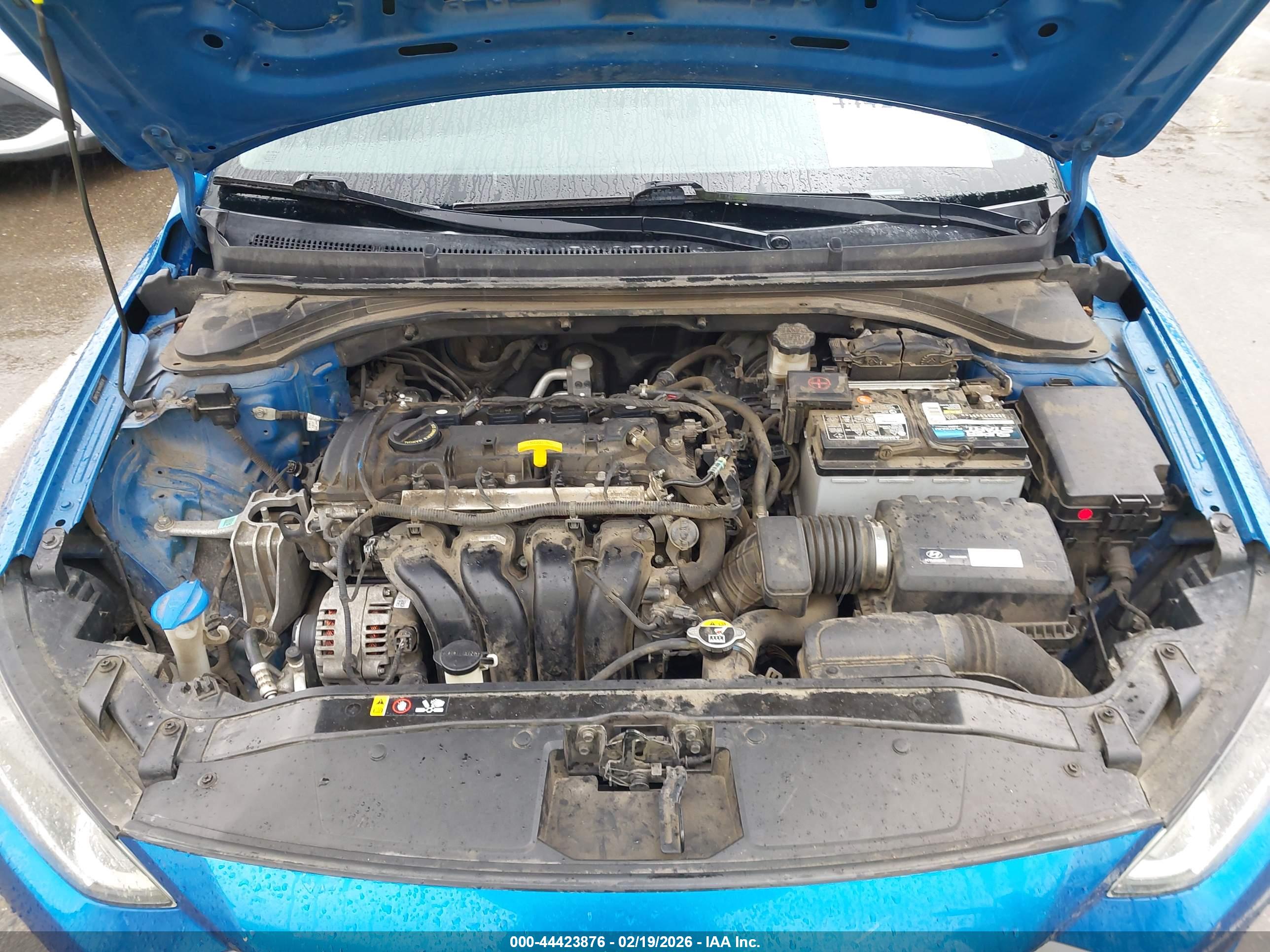 HYUNDAI ELANTRA image 10