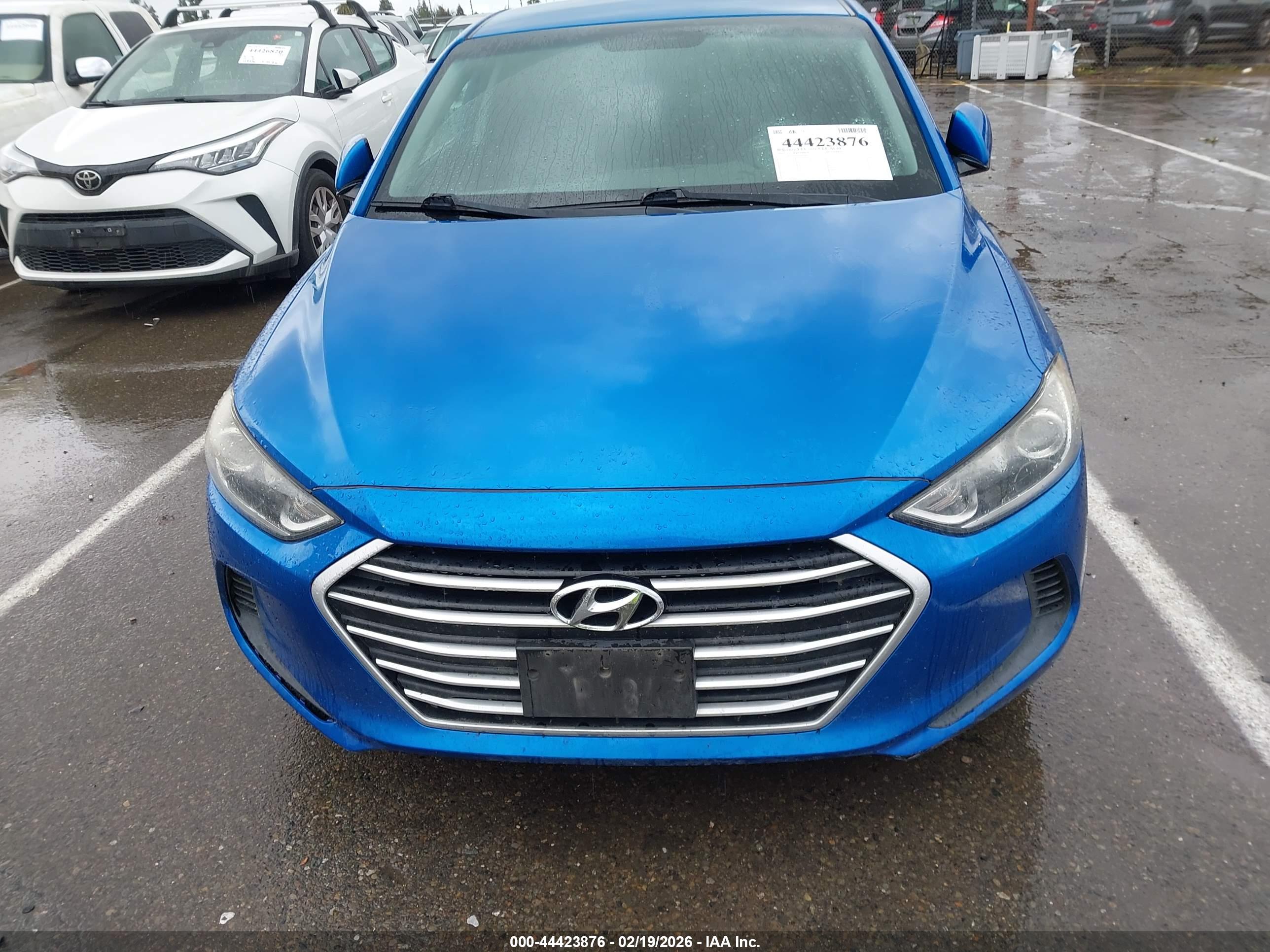 HYUNDAI ELANTRA image 6