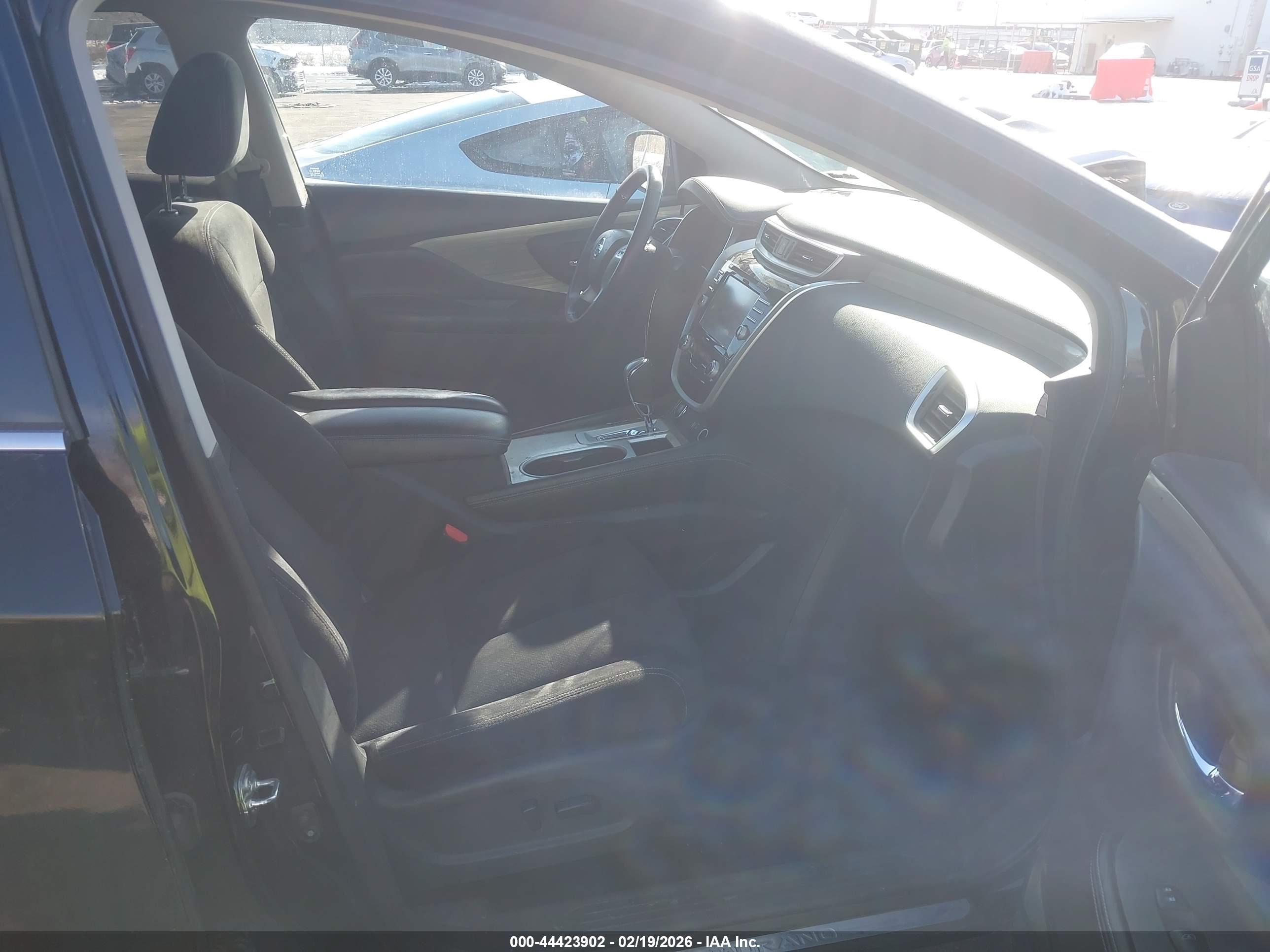 NISSAN MURANO image 5