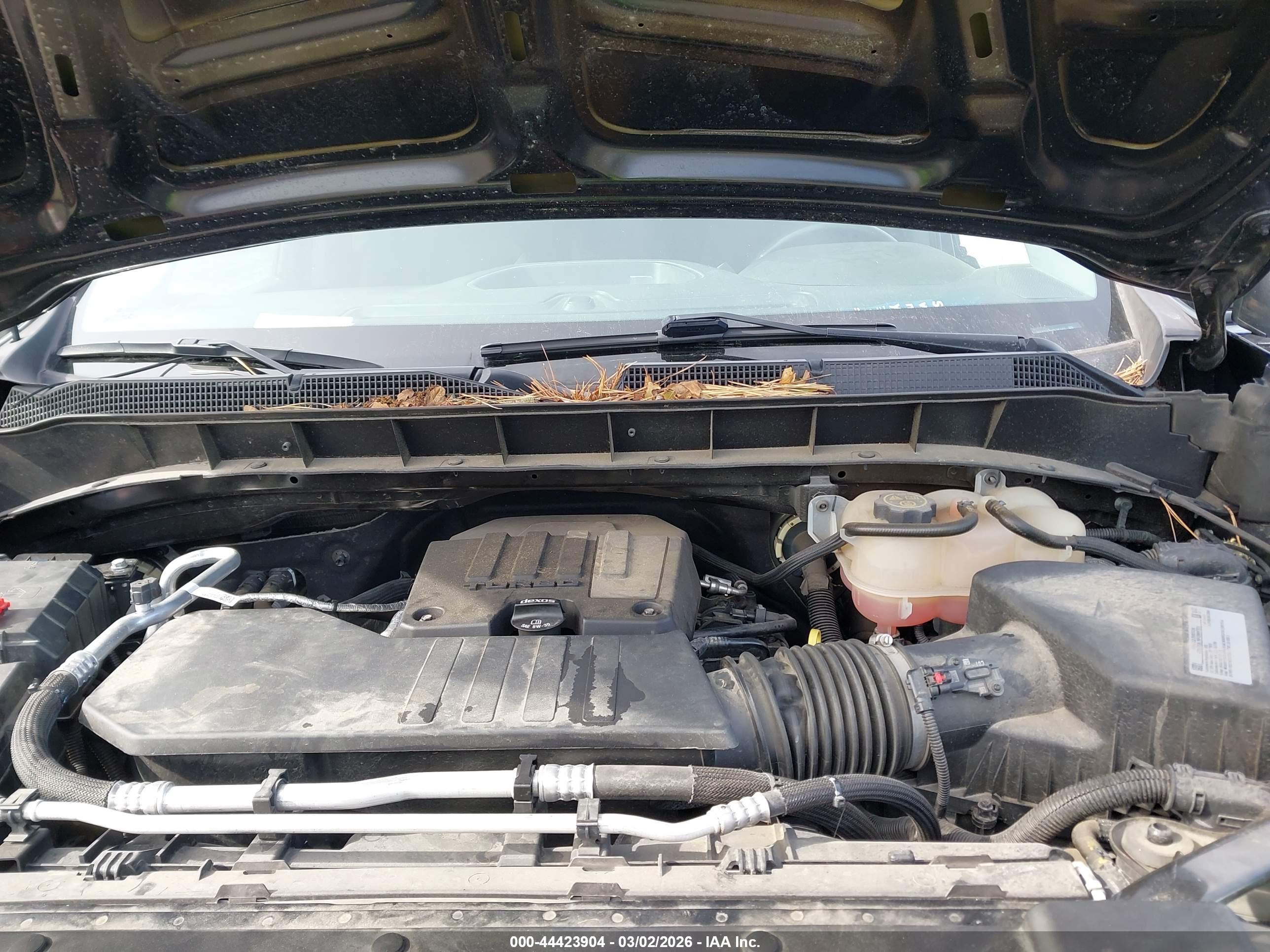 CHEVROLET SILVERADO image 10