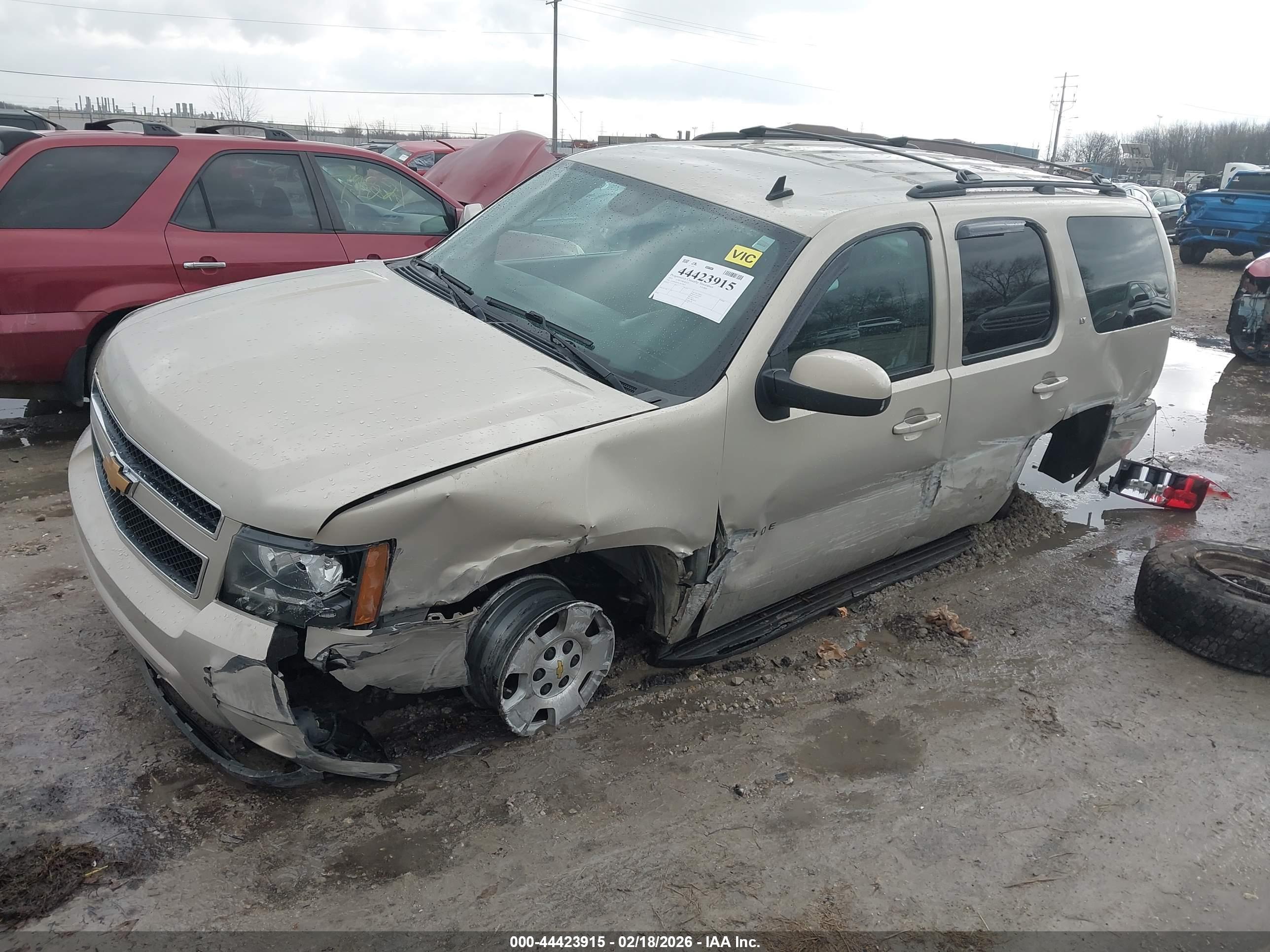 CHEVROLET TAHOE image 2