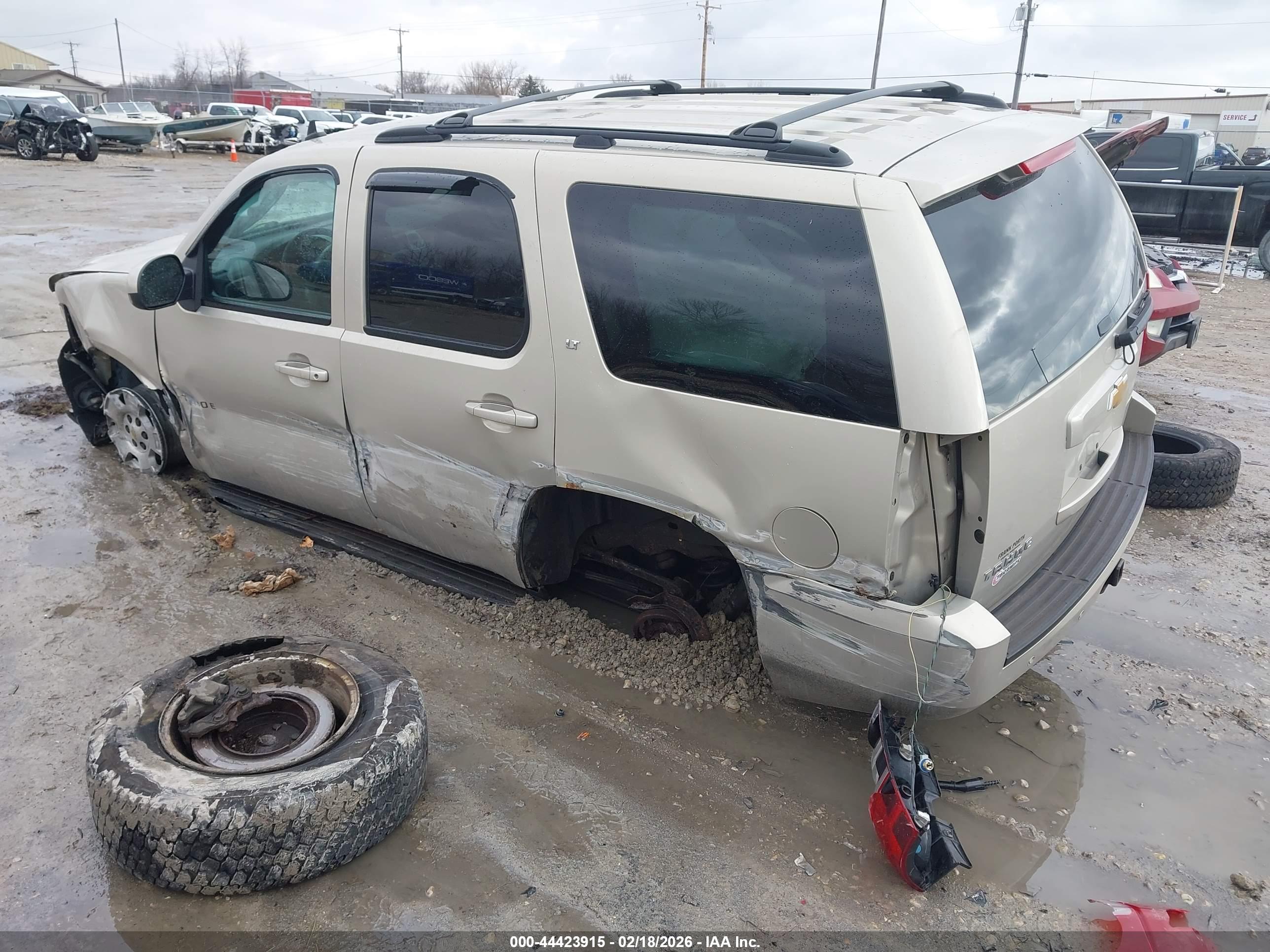 CHEVROLET TAHOE image 3