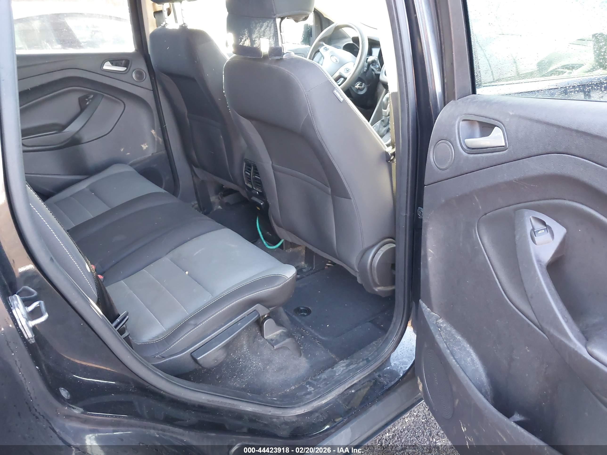 FORD ESCAPE image 8