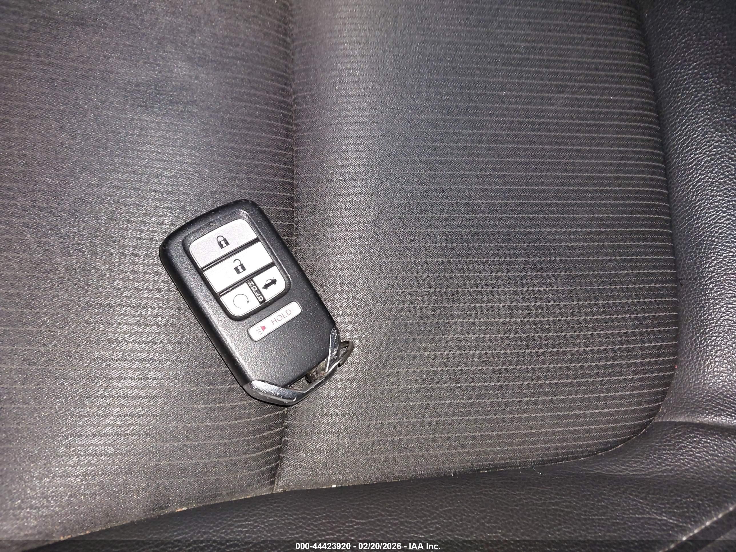 HONDA ACCORD image 11