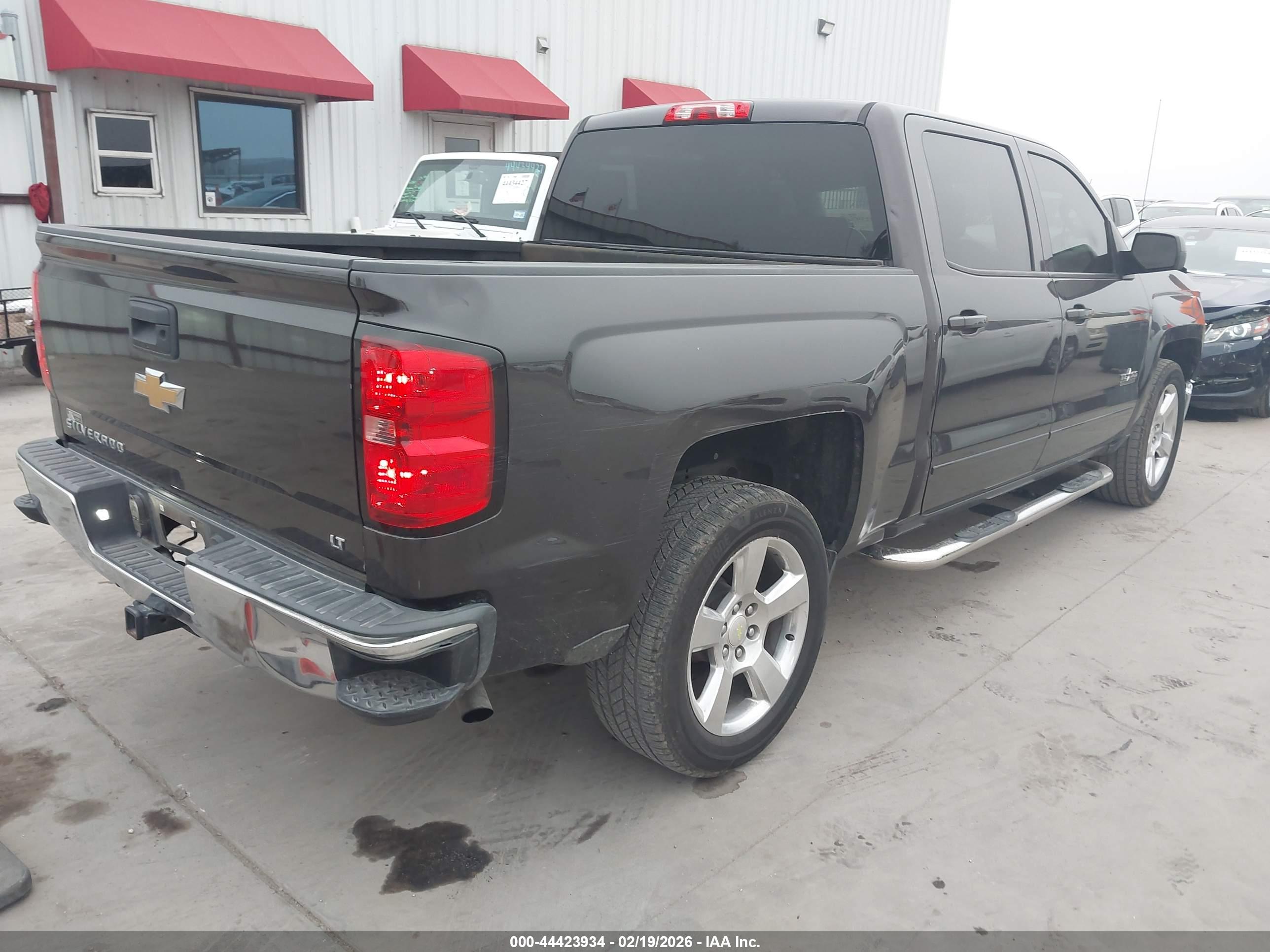 CHEVROLET SILVERADO image 4