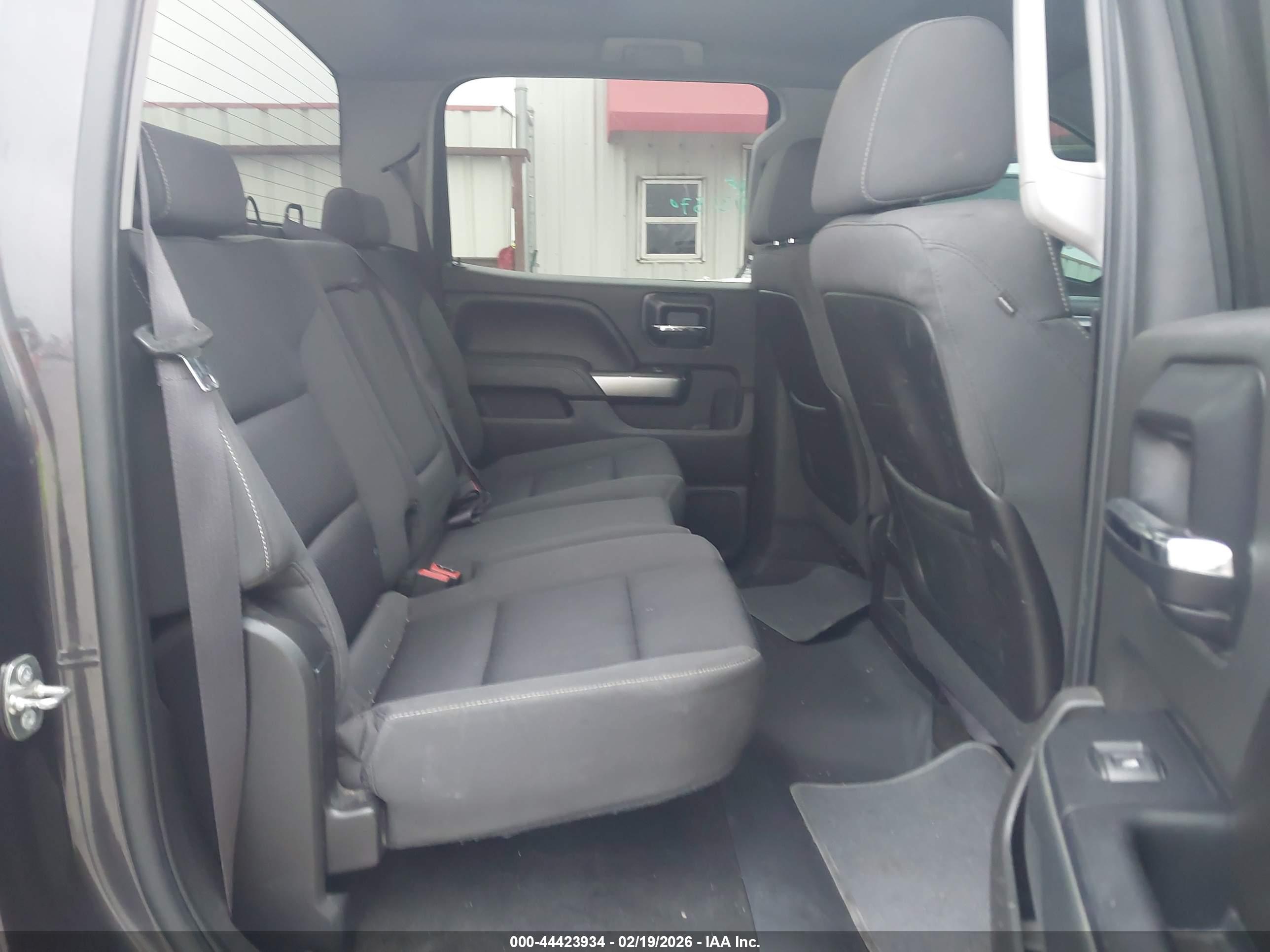 CHEVROLET SILVERADO image 8