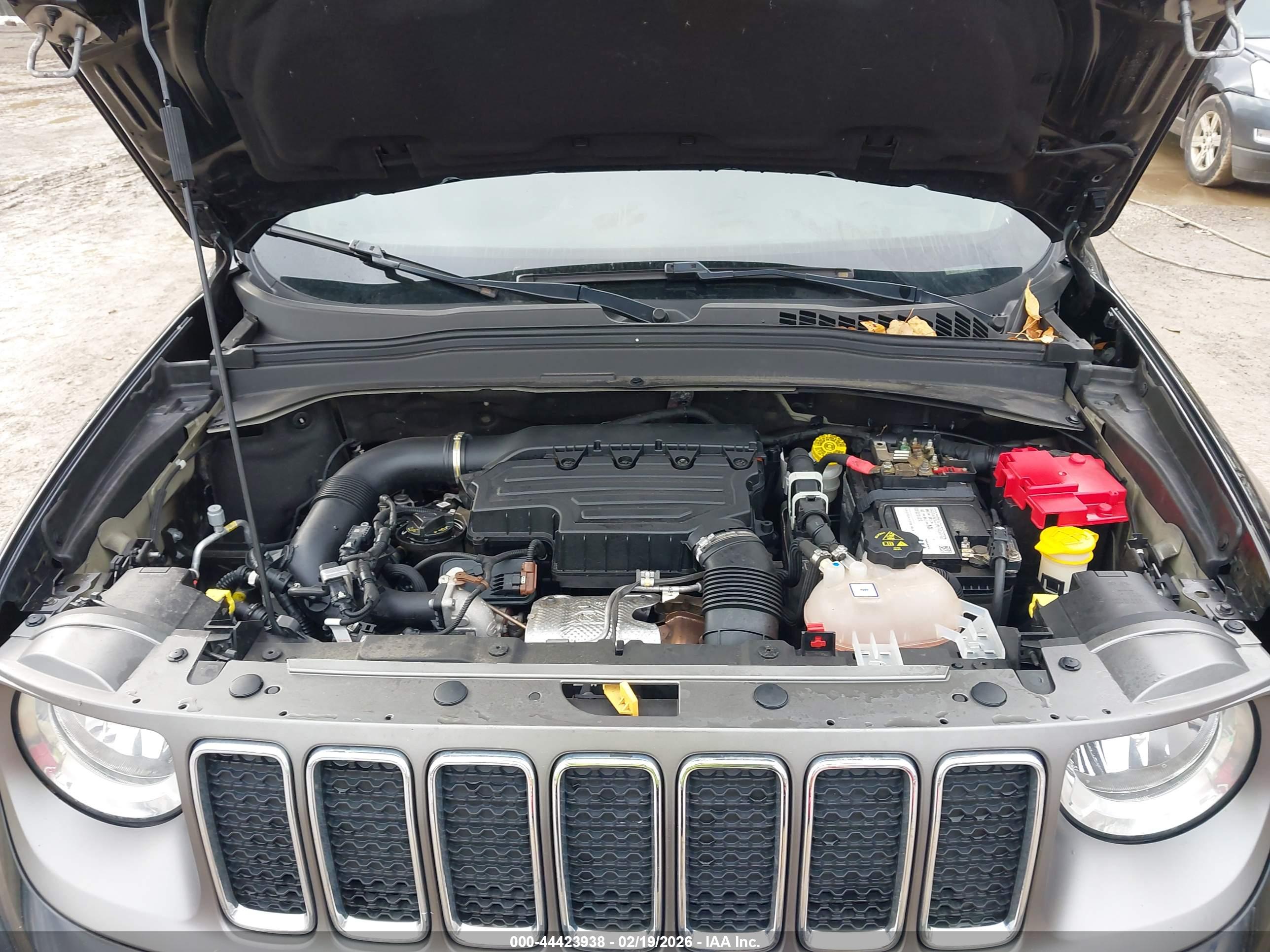 JEEP RENEGADE image 10