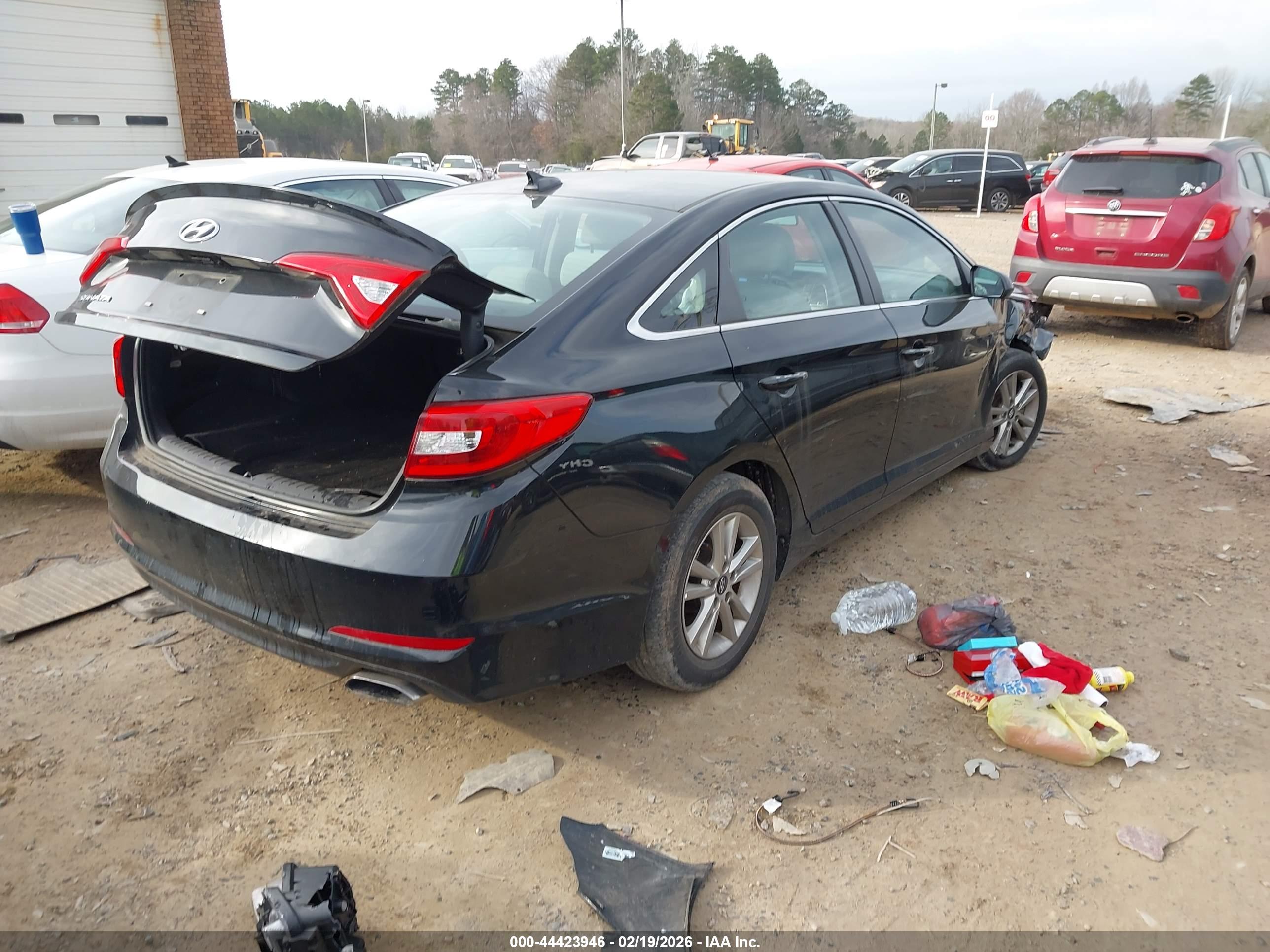 HYUNDAI SONATA image 4